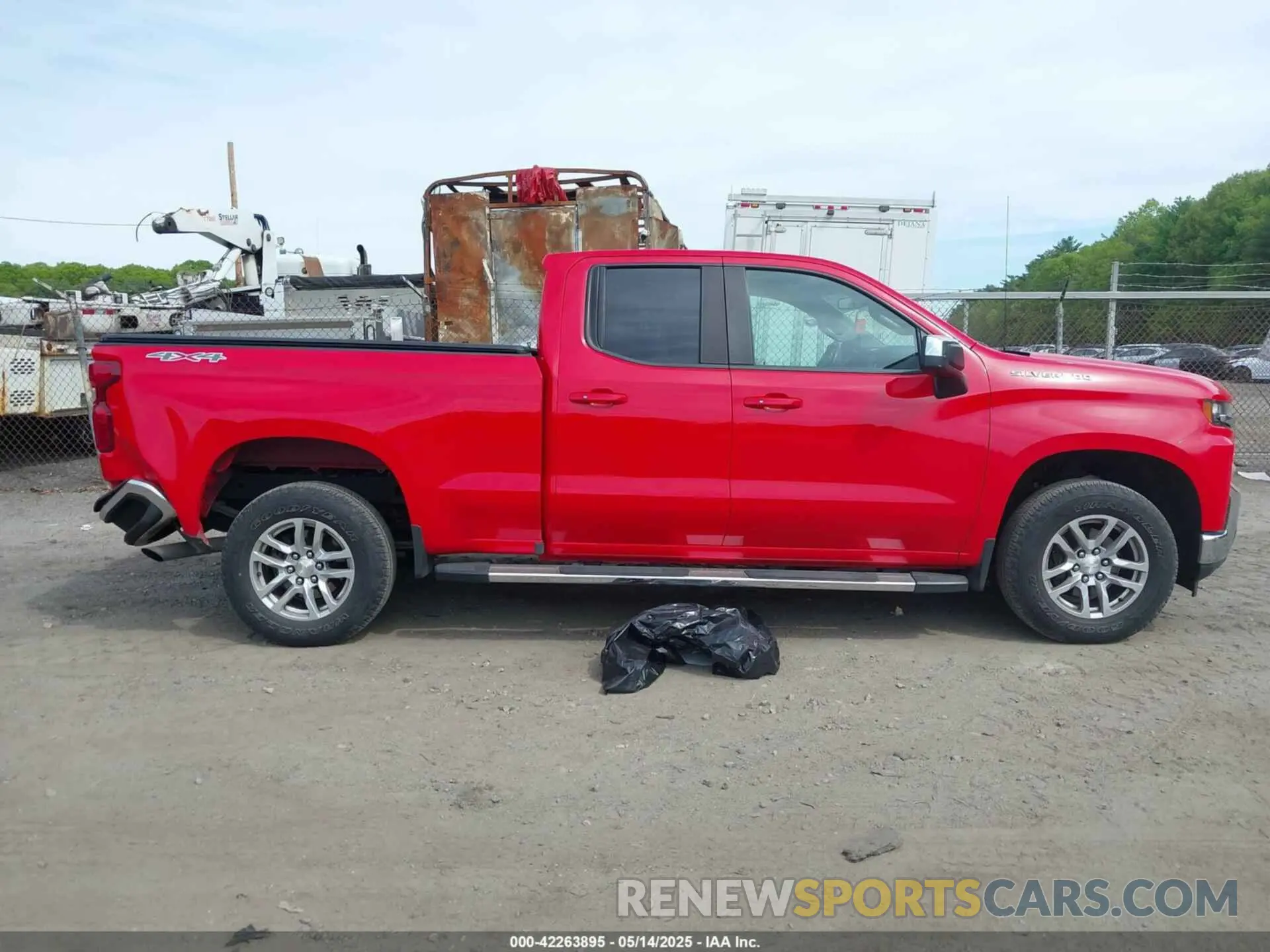 13 Photograph of a damaged car 1GCRYDEK8KZ285305 CHEVROLET SILVERADO 1500 2019