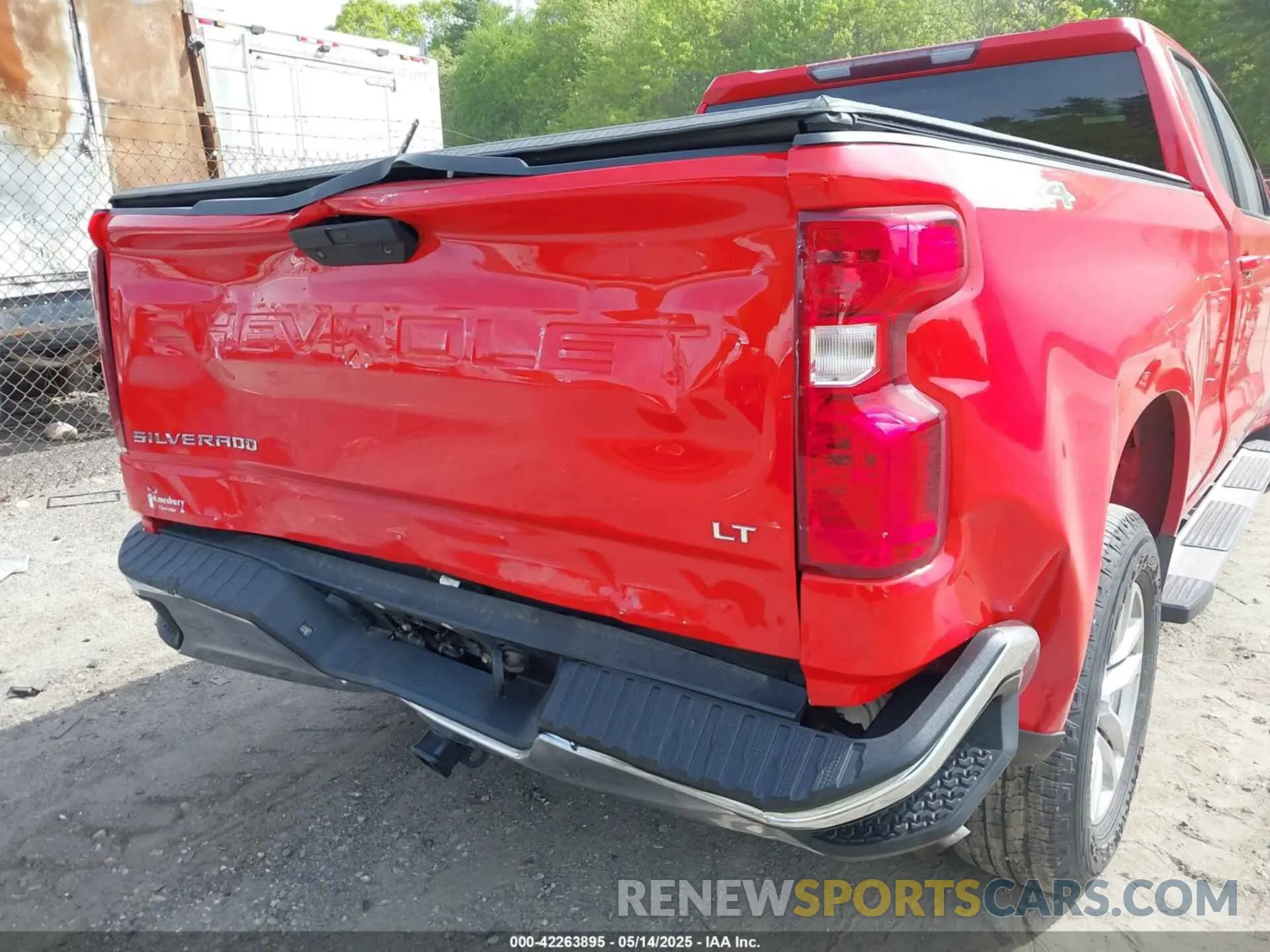6 Photograph of a damaged car 1GCRYDEK8KZ285305 CHEVROLET SILVERADO 1500 2019