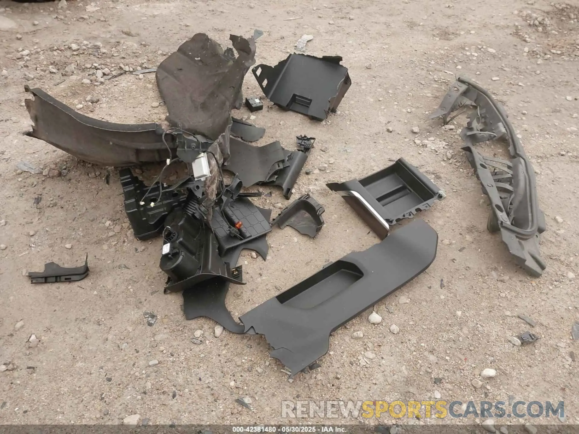 11 Photograph of a damaged car 1GCRYEED4KZ366647 CHEVROLET SILVERADO 1500 2019