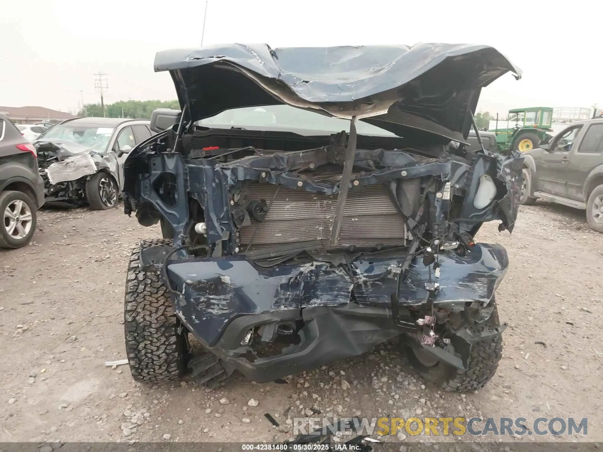 12 Photograph of a damaged car 1GCRYEED4KZ366647 CHEVROLET SILVERADO 1500 2019