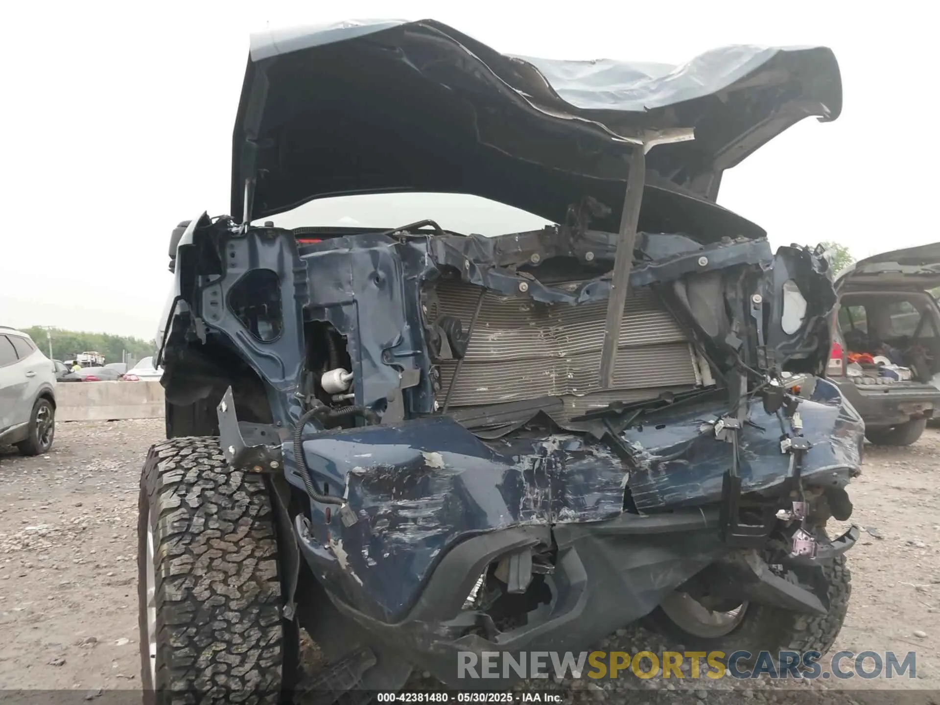 18 Photograph of a damaged car 1GCRYEED4KZ366647 CHEVROLET SILVERADO 1500 2019