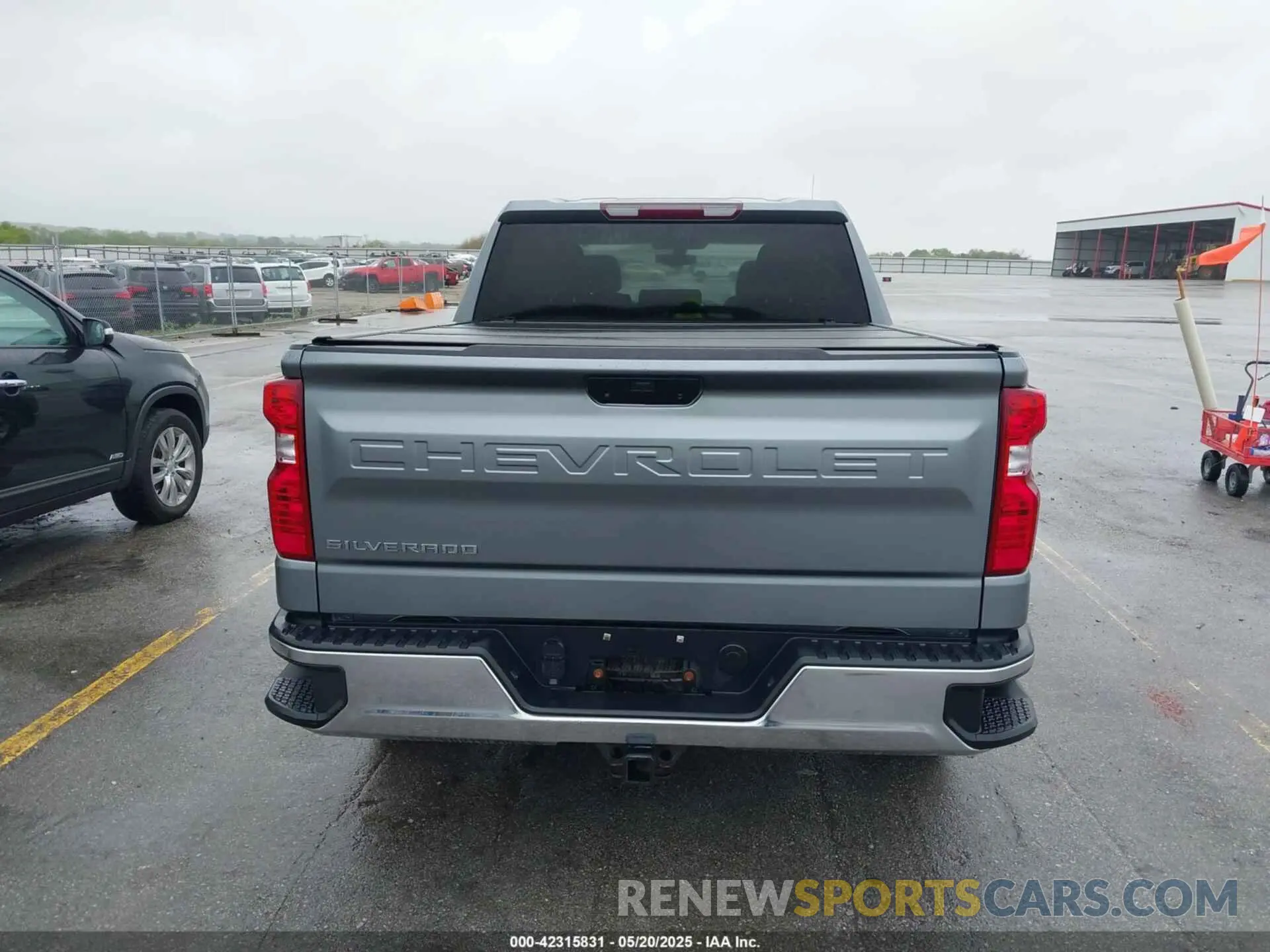 16 Photograph of a damaged car 1GCUYAEF3KZ323471 CHEVROLET SILVERADO 1500 2019