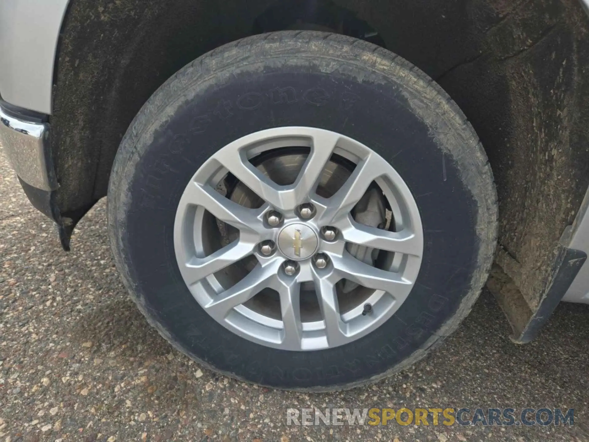 2 Photograph of a damaged car 1GCUYDED0KZ281728 CHEVROLET SILVERADO 1500 2019