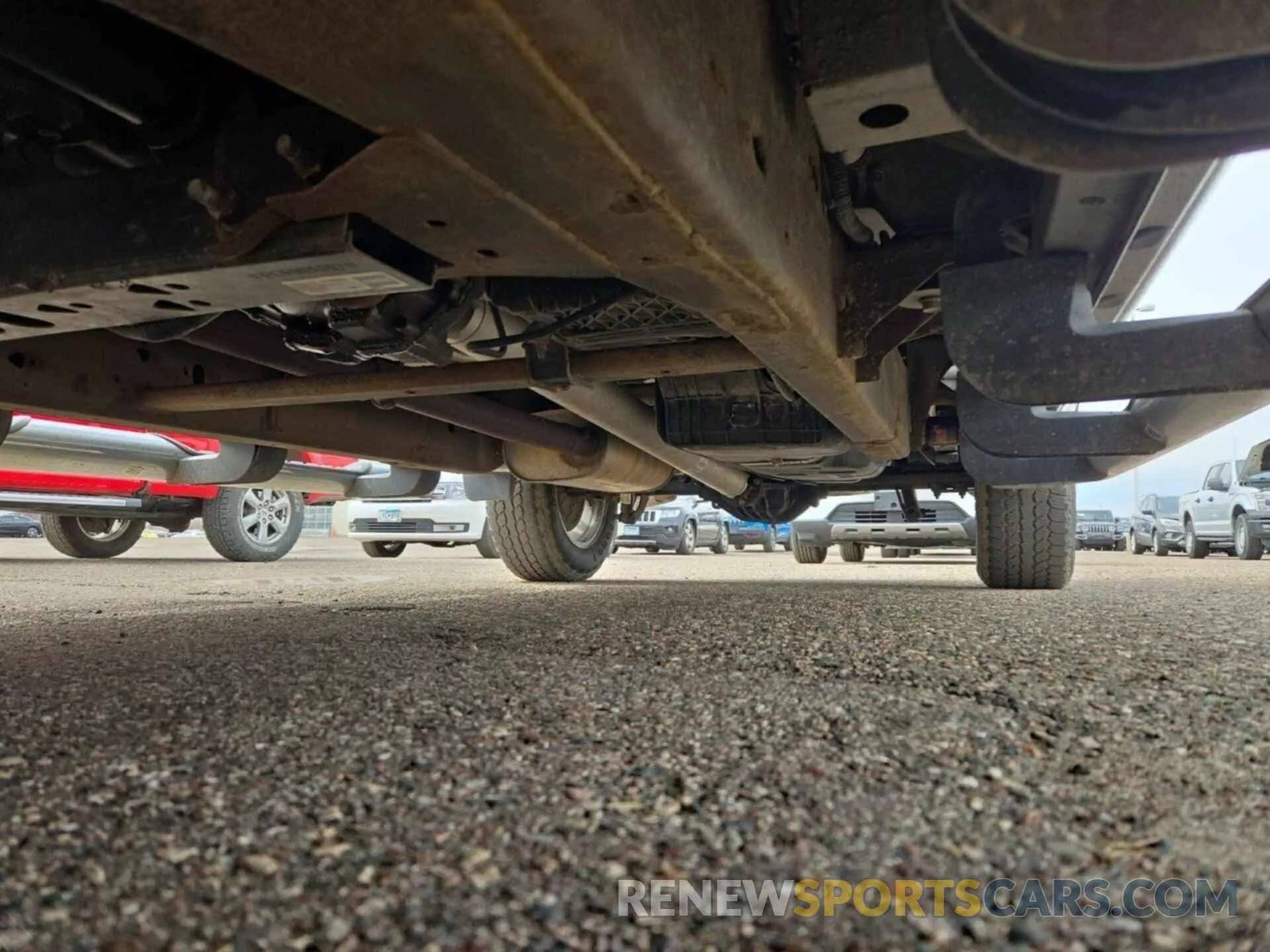 8 Photograph of a damaged car 1GCUYDED0KZ281728 CHEVROLET SILVERADO 1500 2019