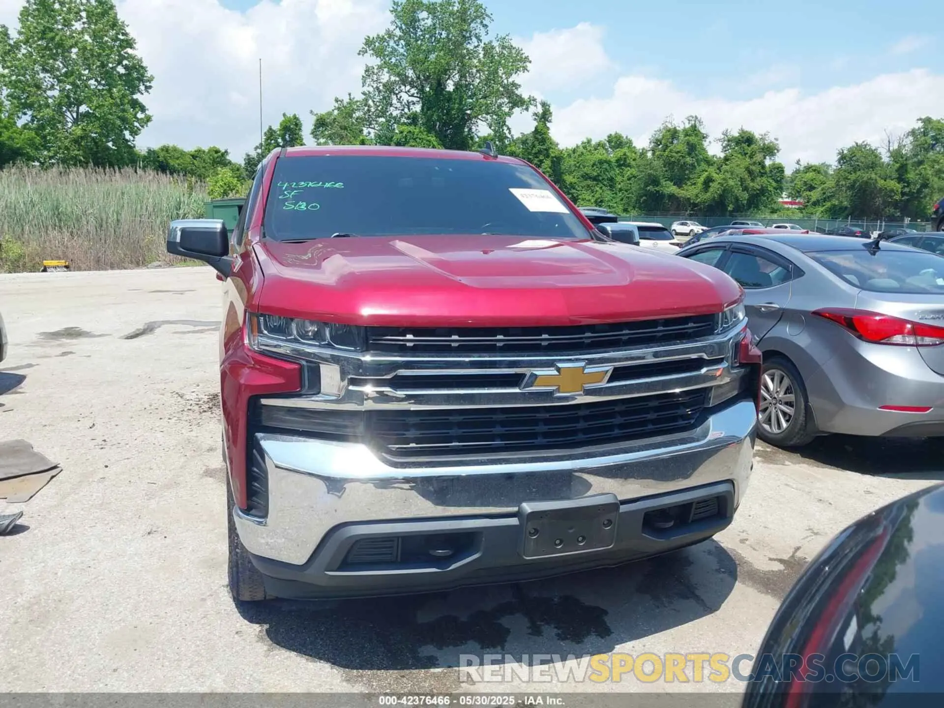 13 Photograph of a damaged car 1GCUYDED1KZ102063 CHEVROLET SILVERADO 1500 2019