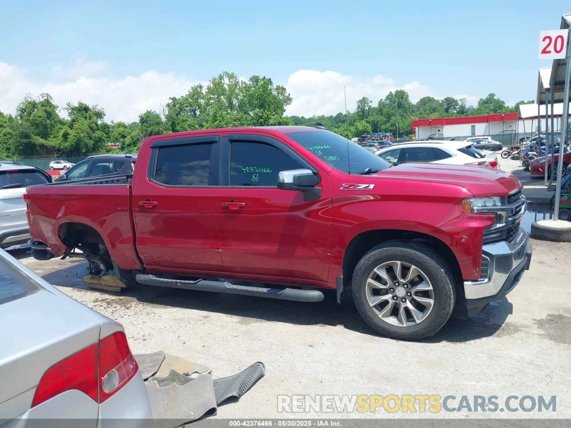 14 Photograph of a damaged car 1GCUYDED1KZ102063 CHEVROLET SILVERADO 1500 2019