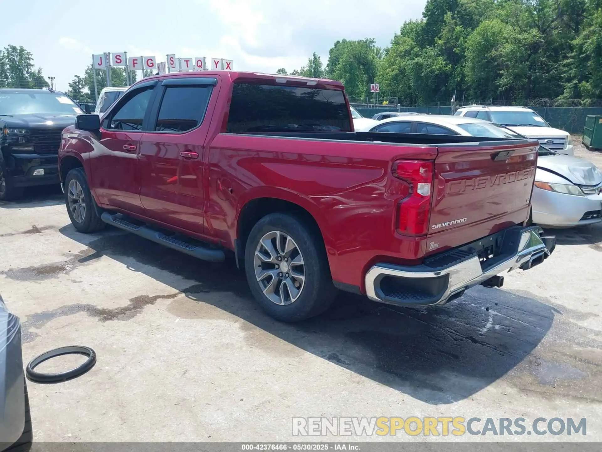 3 Photograph of a damaged car 1GCUYDED1KZ102063 CHEVROLET SILVERADO 1500 2019