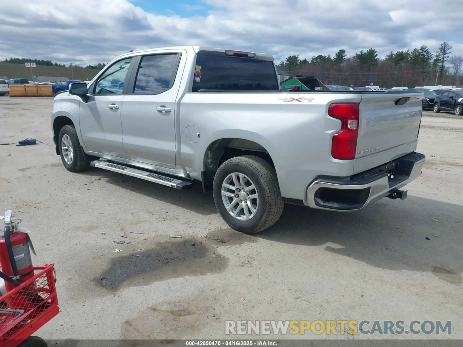 3 Photograph of a damaged car 1GCUYDED1KZ111474 CHEVROLET SILVERADO 1500 2019