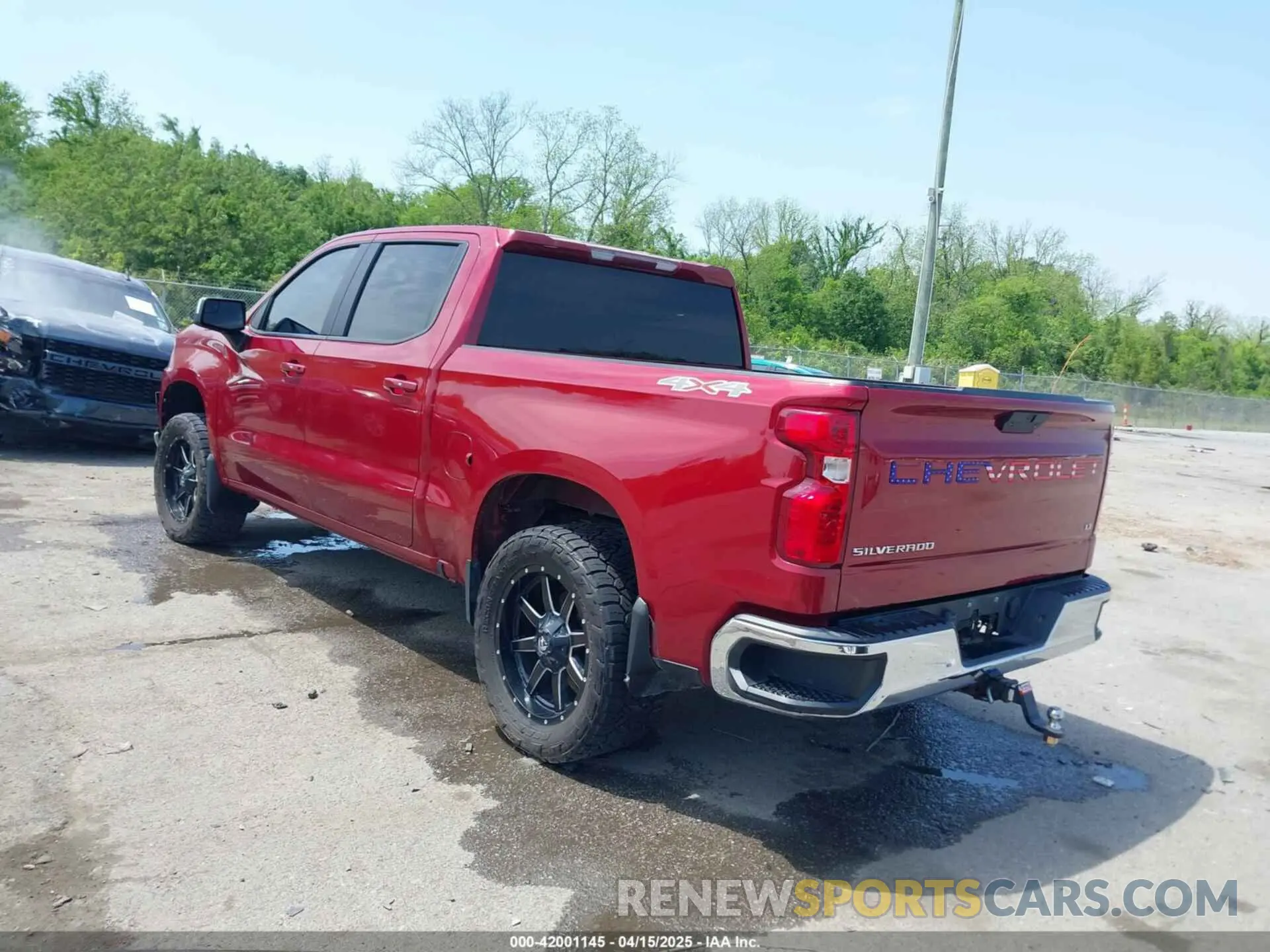 3 Photograph of a damaged car 1GCUYDED2KZ114061 CHEVROLET SILVERADO 1500 2019