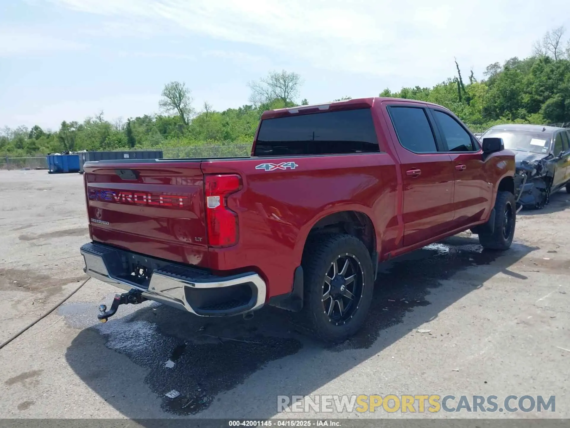 4 Photograph of a damaged car 1GCUYDED2KZ114061 CHEVROLET SILVERADO 1500 2019