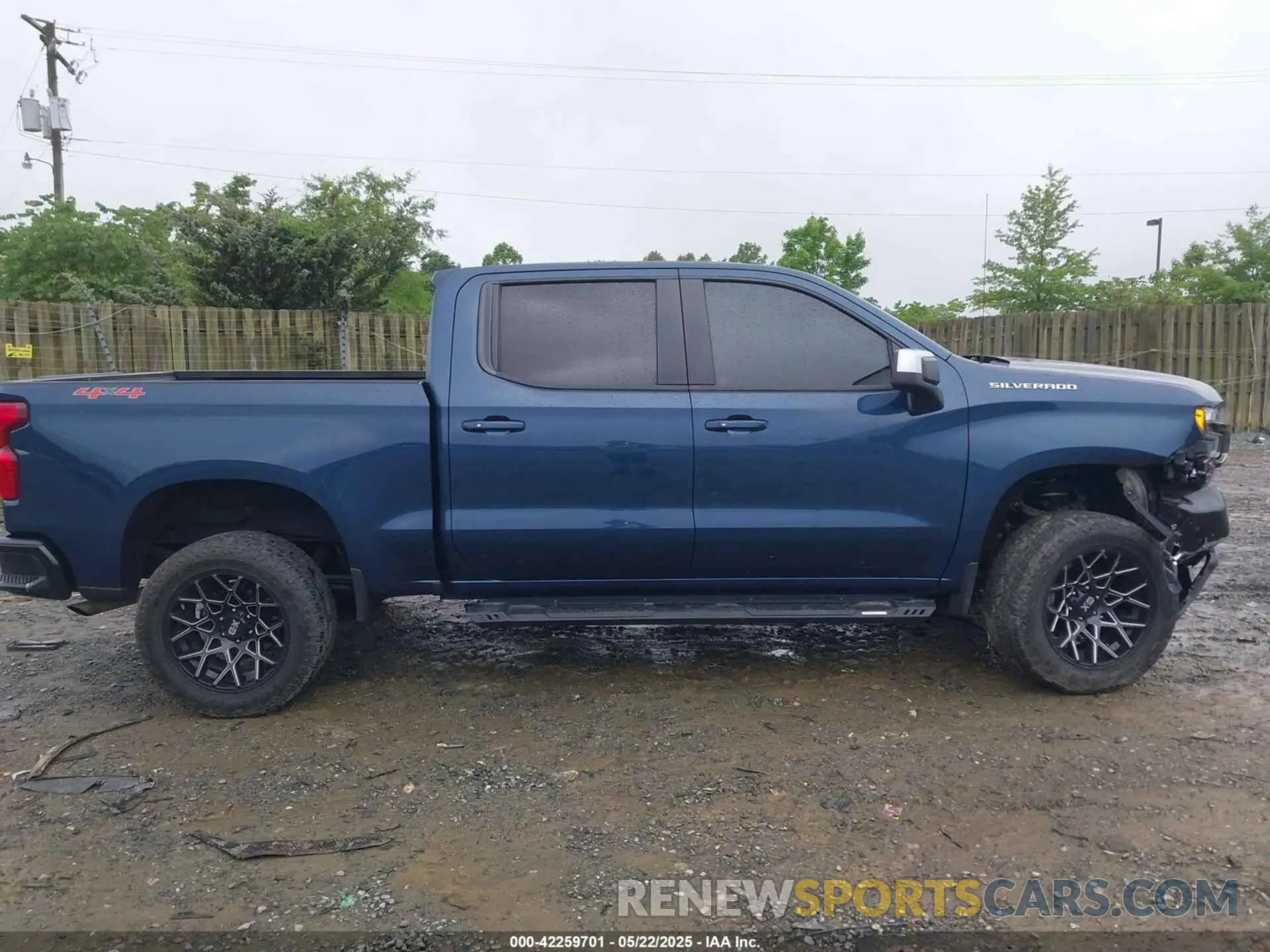 13 Photograph of a damaged car 1GCUYDED4KZ327271 CHEVROLET SILVERADO 1500 2019