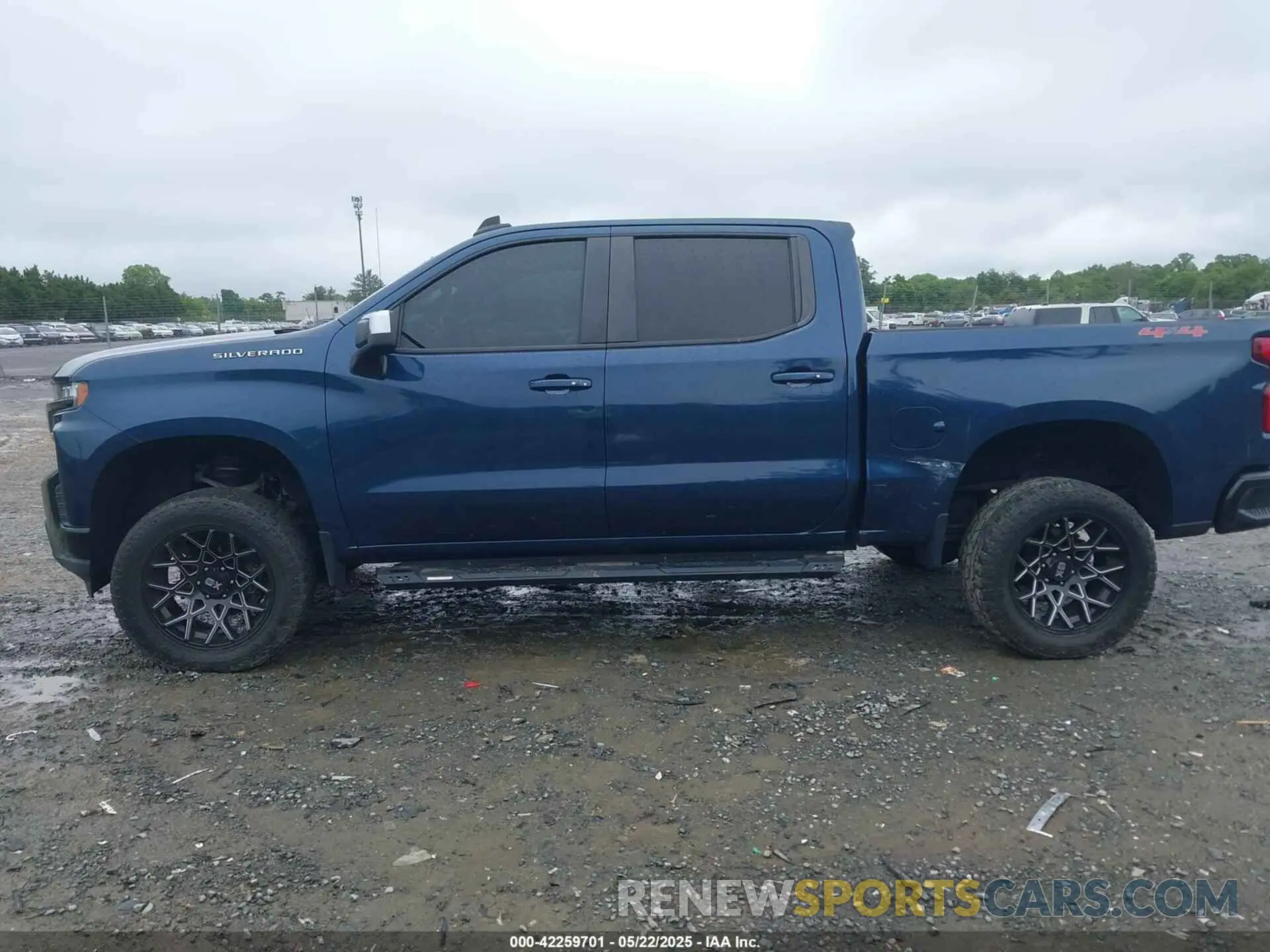 14 Photograph of a damaged car 1GCUYDED4KZ327271 CHEVROLET SILVERADO 1500 2019