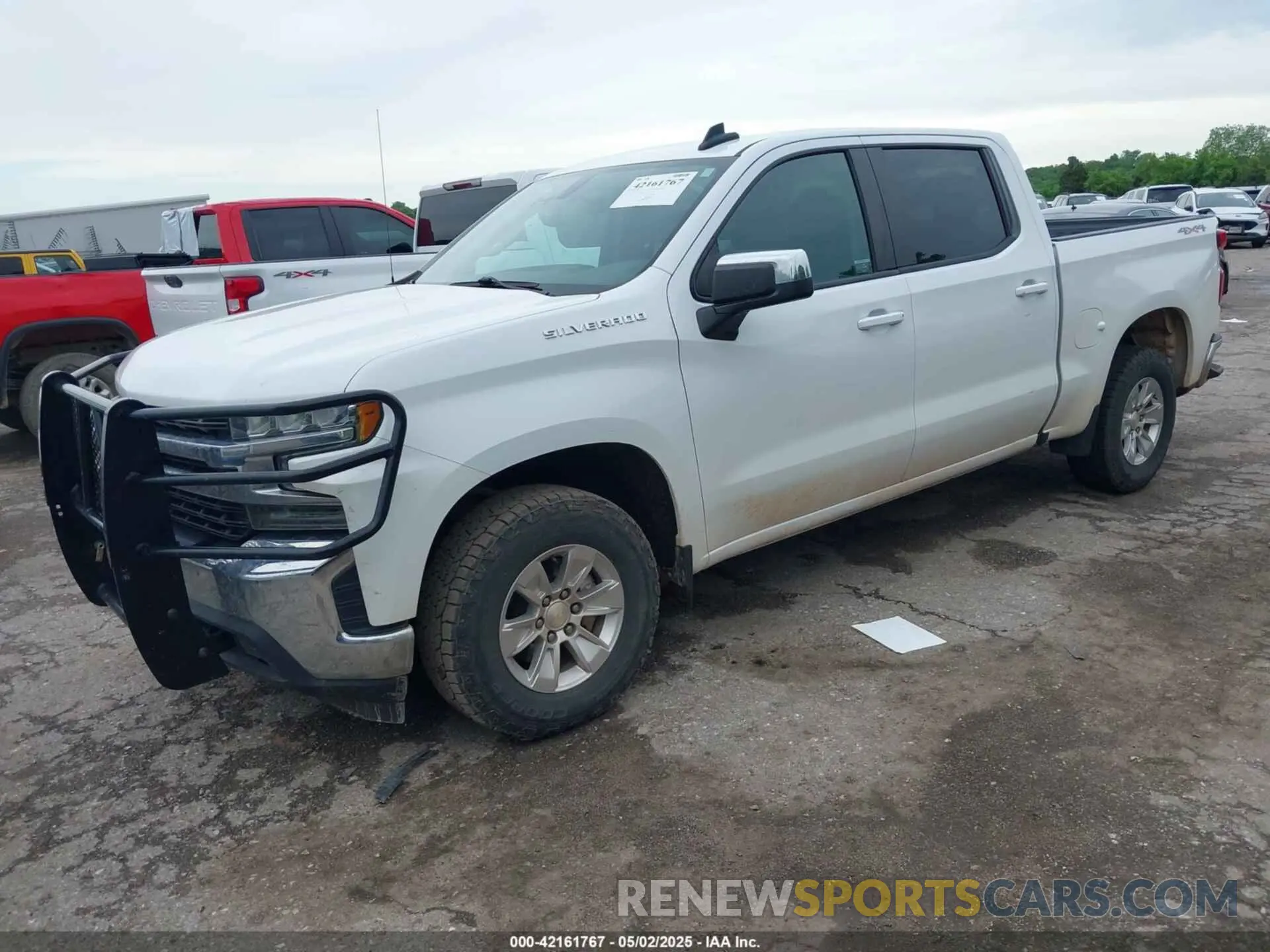 2 Photograph of a damaged car 1GCUYDED5KZ370209 CHEVROLET SILVERADO 1500 2019