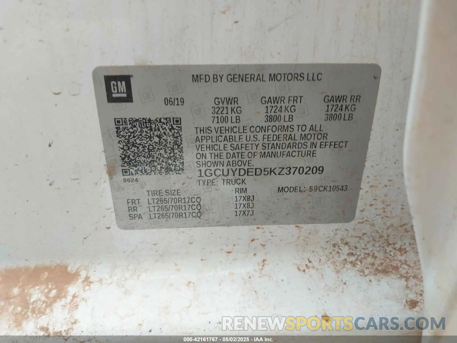 9 Photograph of a damaged car 1GCUYDED5KZ370209 CHEVROLET SILVERADO 1500 2019