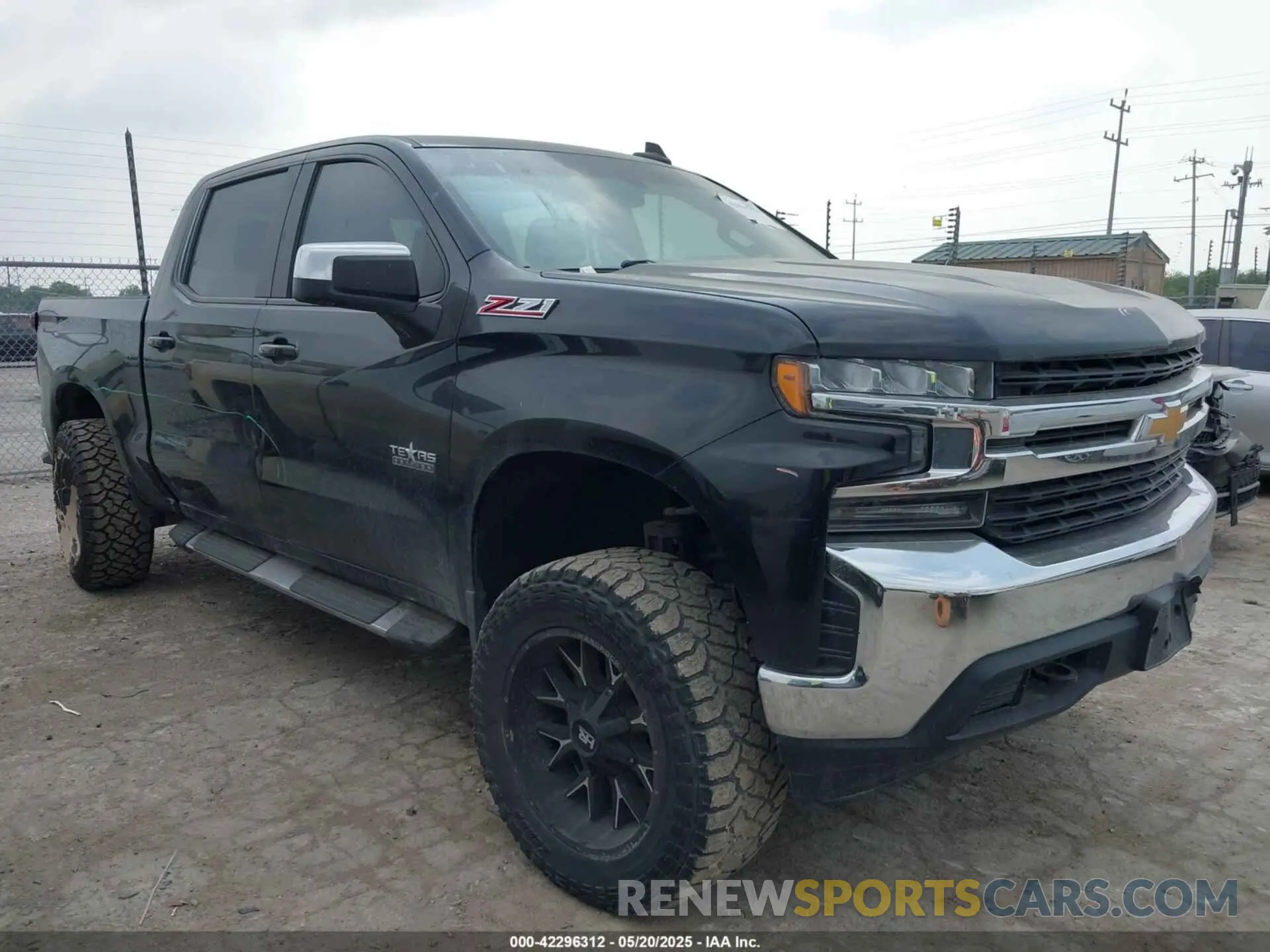 1 Photograph of a damaged car 1GCUYDED6KZ128965 CHEVROLET SILVERADO 1500 2019