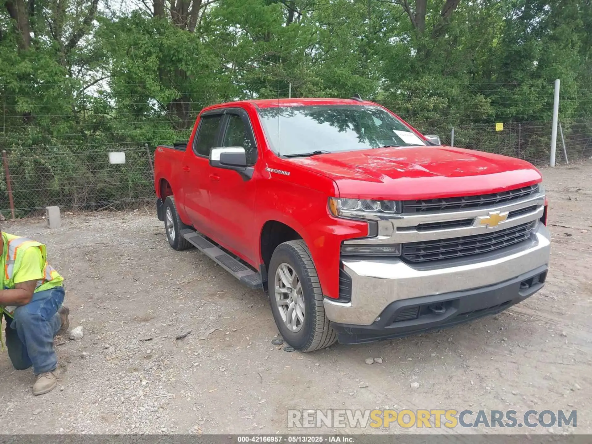 1 Photograph of a damaged car 1GCUYDED8KZ107633 CHEVROLET SILVERADO 1500 2019