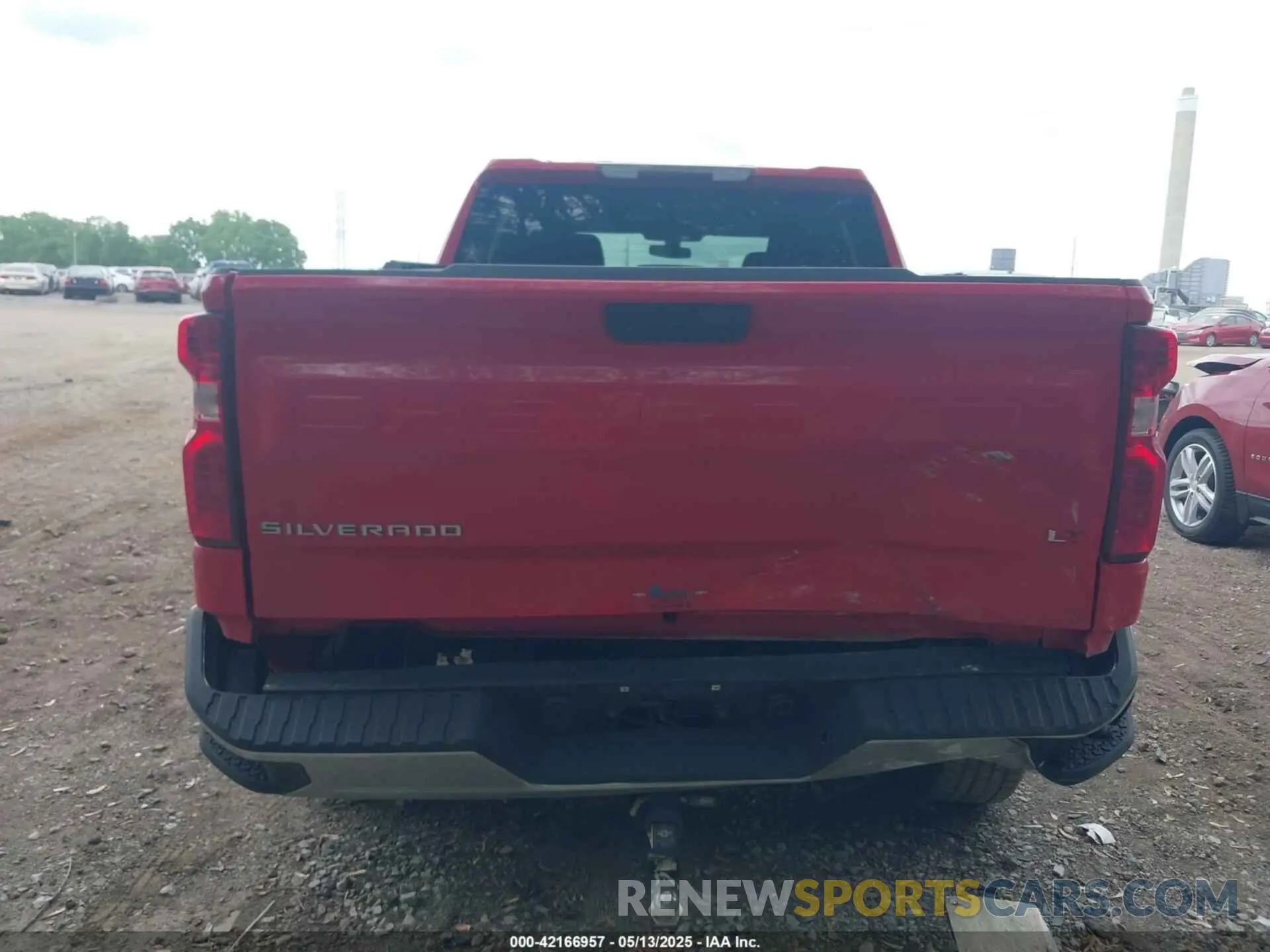 16 Photograph of a damaged car 1GCUYDED8KZ107633 CHEVROLET SILVERADO 1500 2019