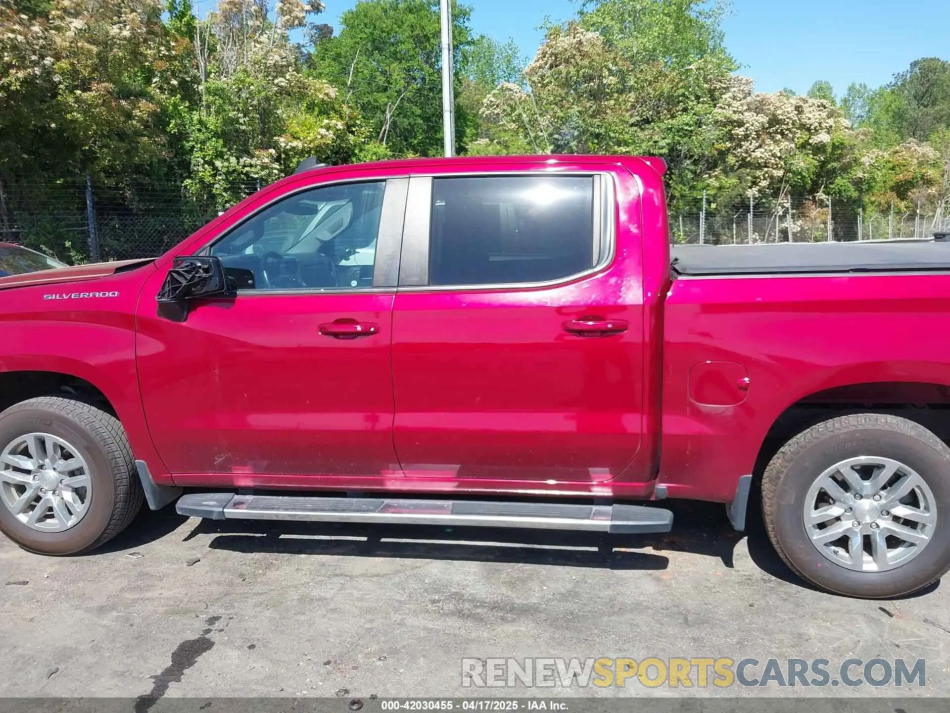 14 Photograph of a damaged car 1GCUYDEDXKZ218023 CHEVROLET SILVERADO 1500 2019