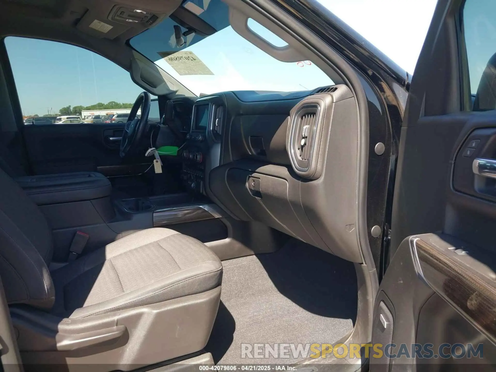 5 Photograph of a damaged car 1GCUYEED0KZ126568 CHEVROLET SILVERADO 1500 2019