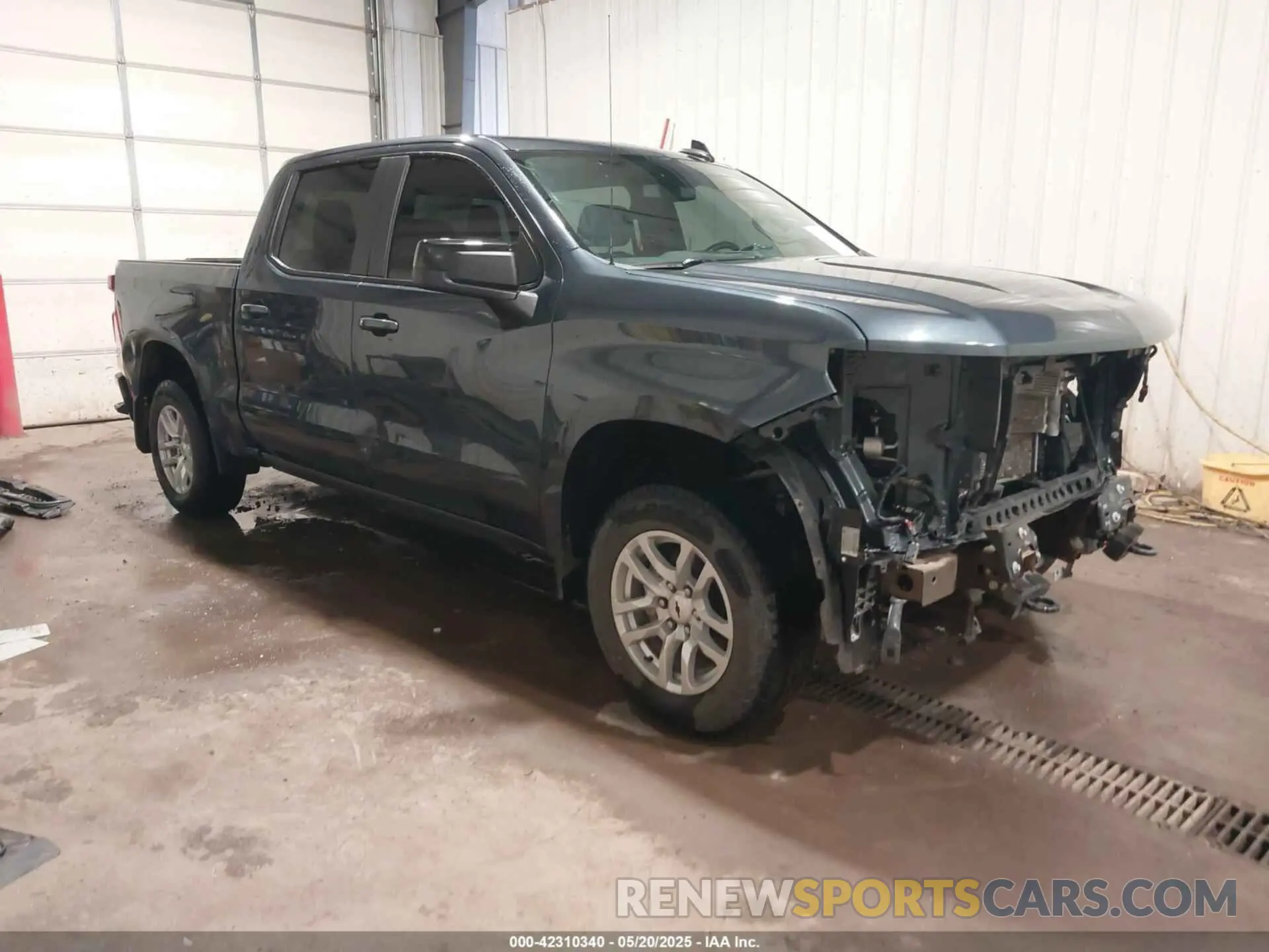 1 Photograph of a damaged car 1GCUYEED4KZ366951 CHEVROLET SILVERADO 1500 2019