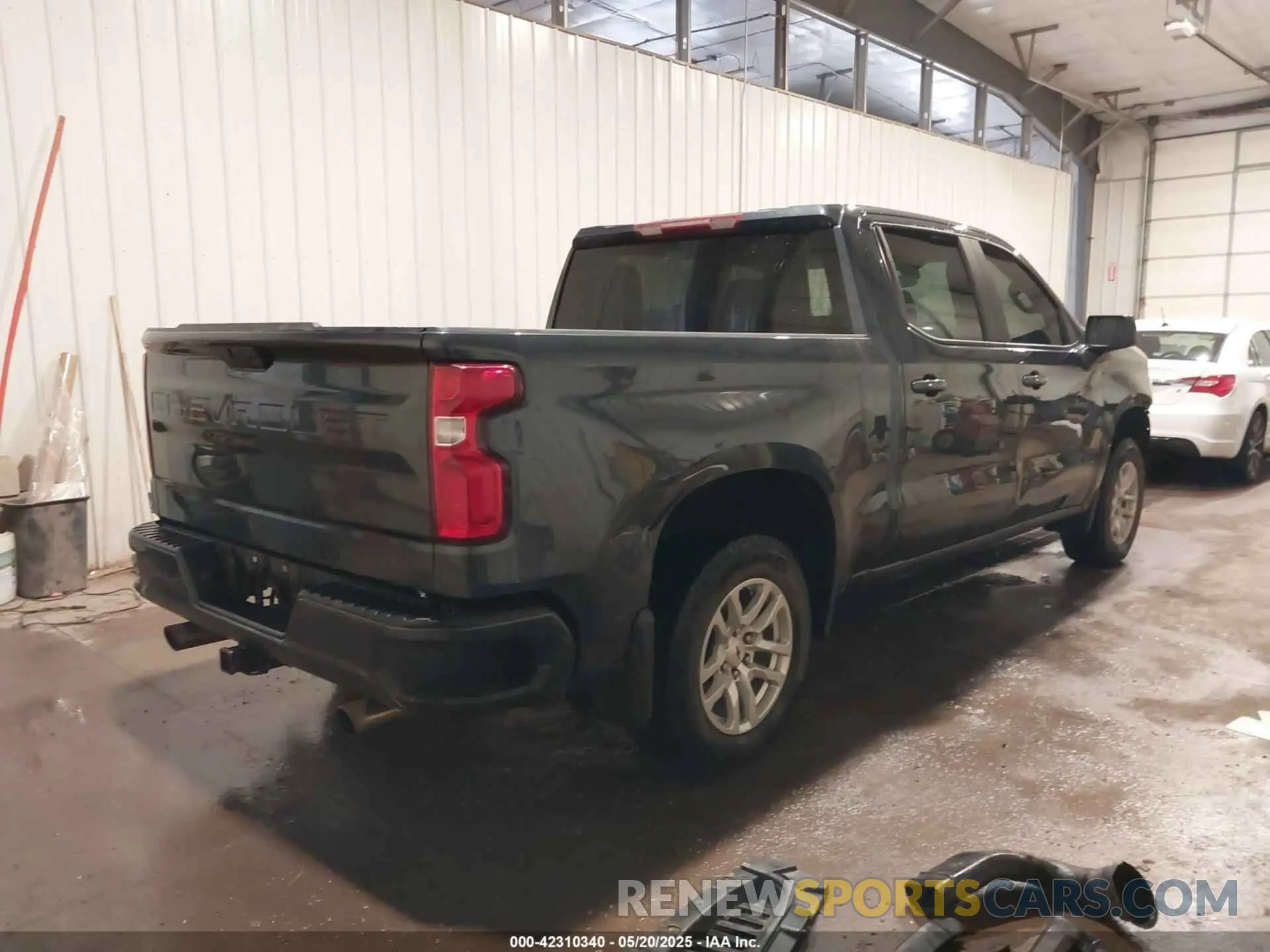 4 Photograph of a damaged car 1GCUYEED4KZ366951 CHEVROLET SILVERADO 1500 2019