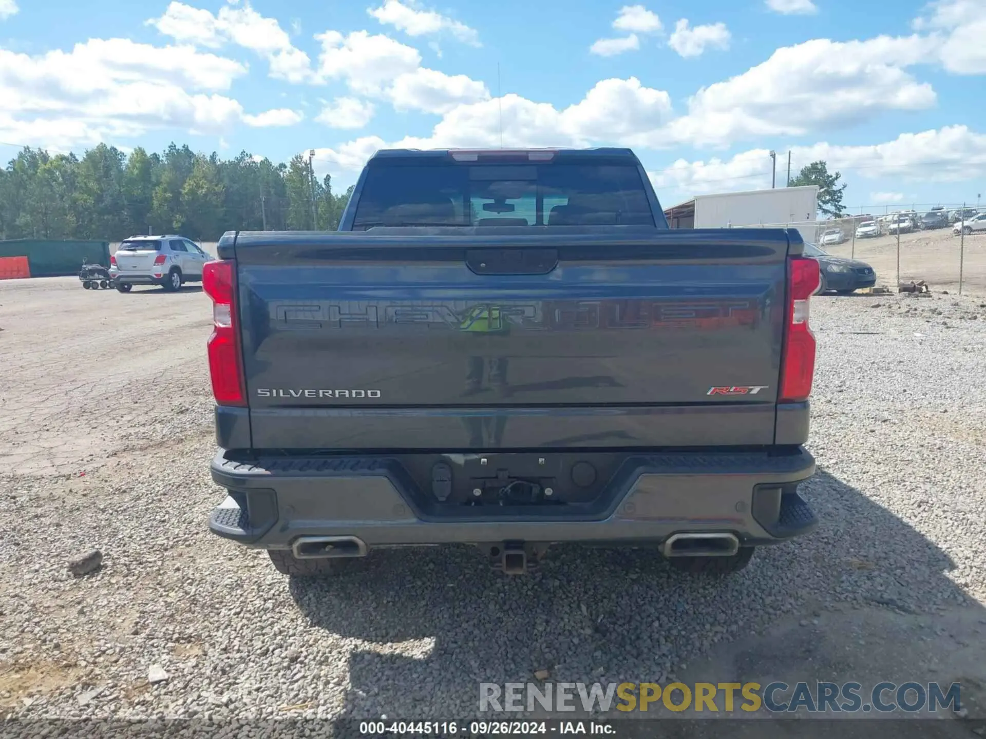 17 Photograph of a damaged car 1GCUYEED5KZ166046 CHEVROLET SILVERADO 1500 2019