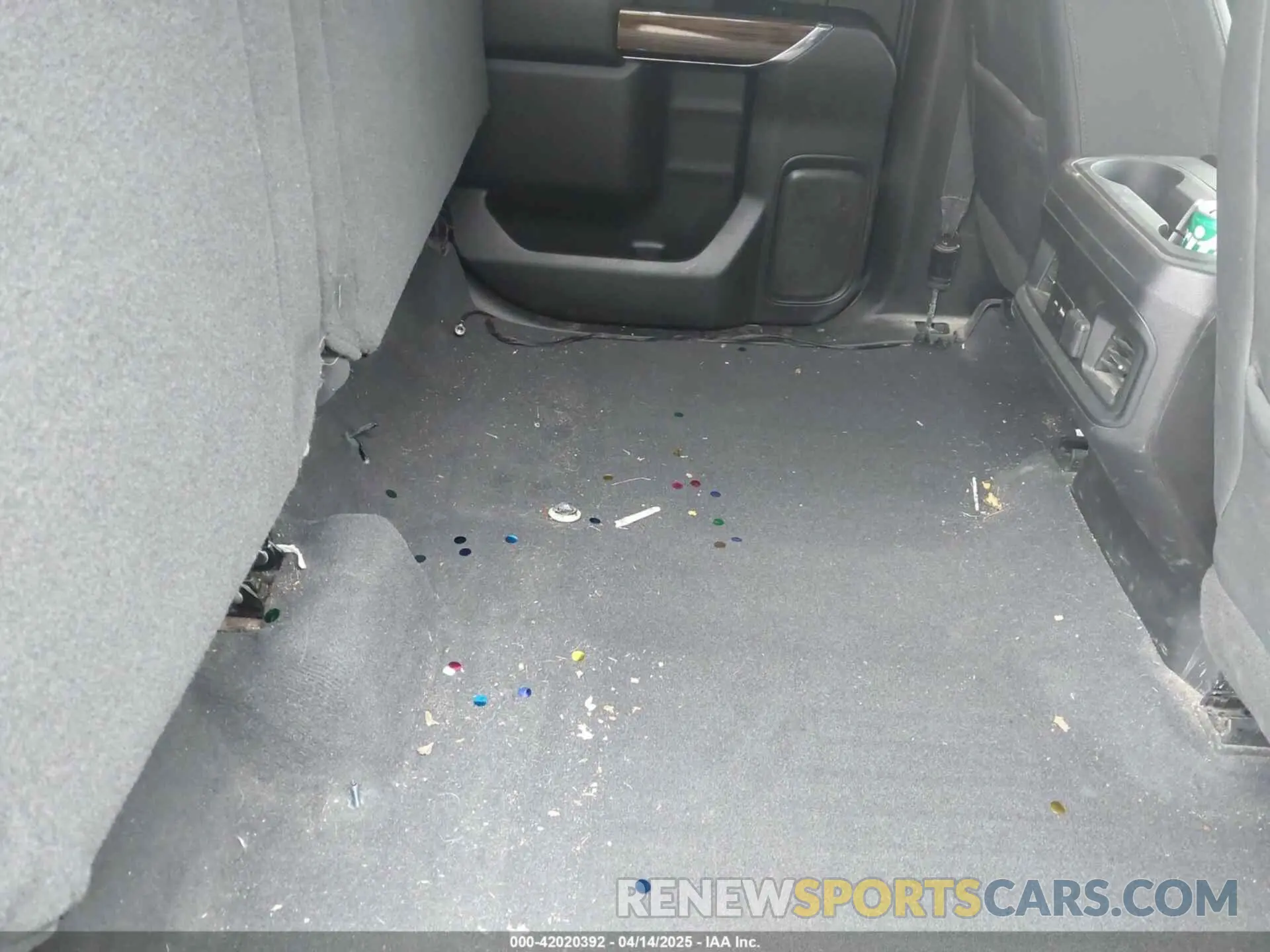8 Photograph of a damaged car 1GCUYEED5KZ216511 CHEVROLET SILVERADO 1500 2019