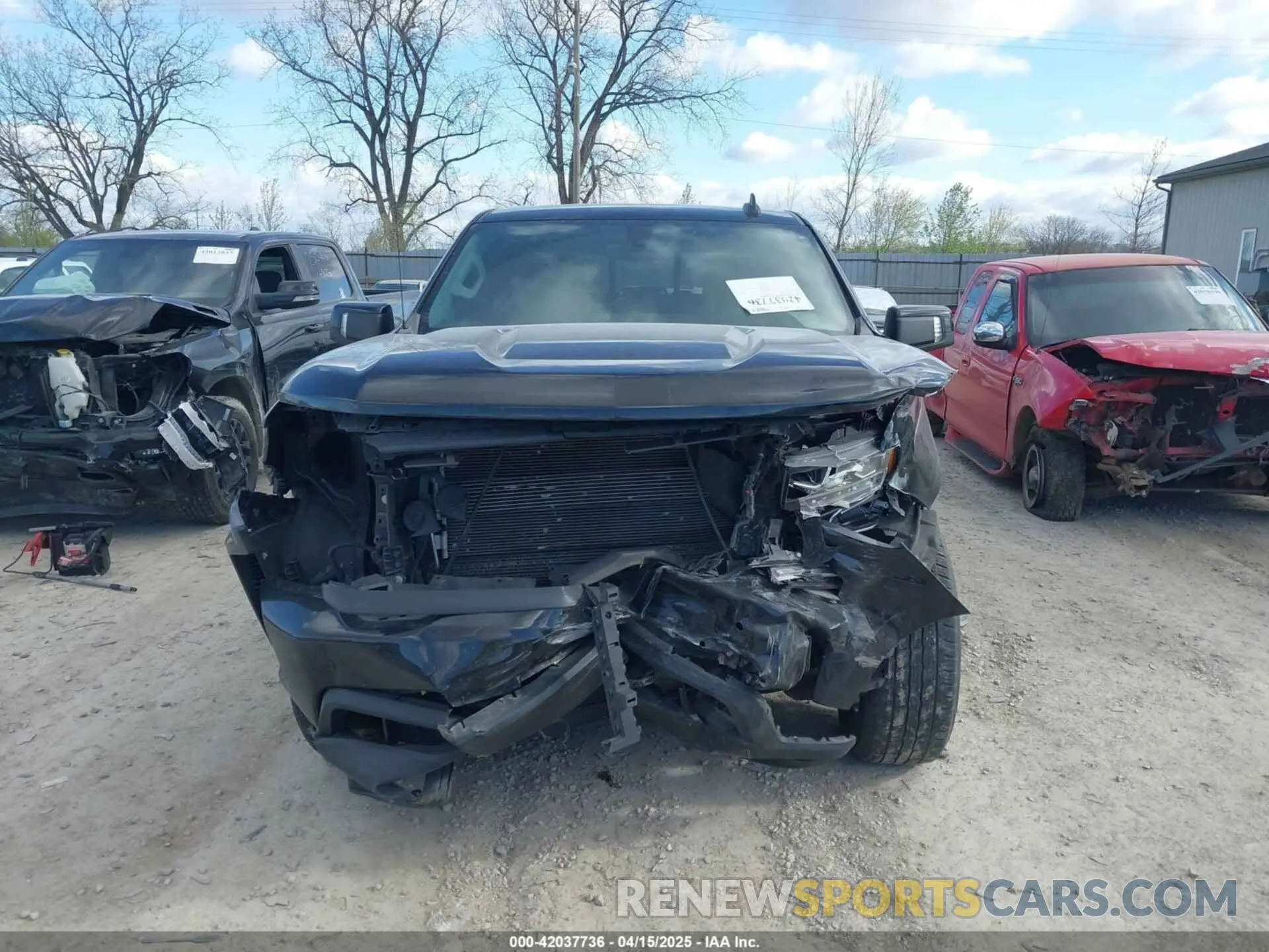 13 Photograph of a damaged car 1GCUYEED6KZ158151 CHEVROLET SILVERADO 1500 2019