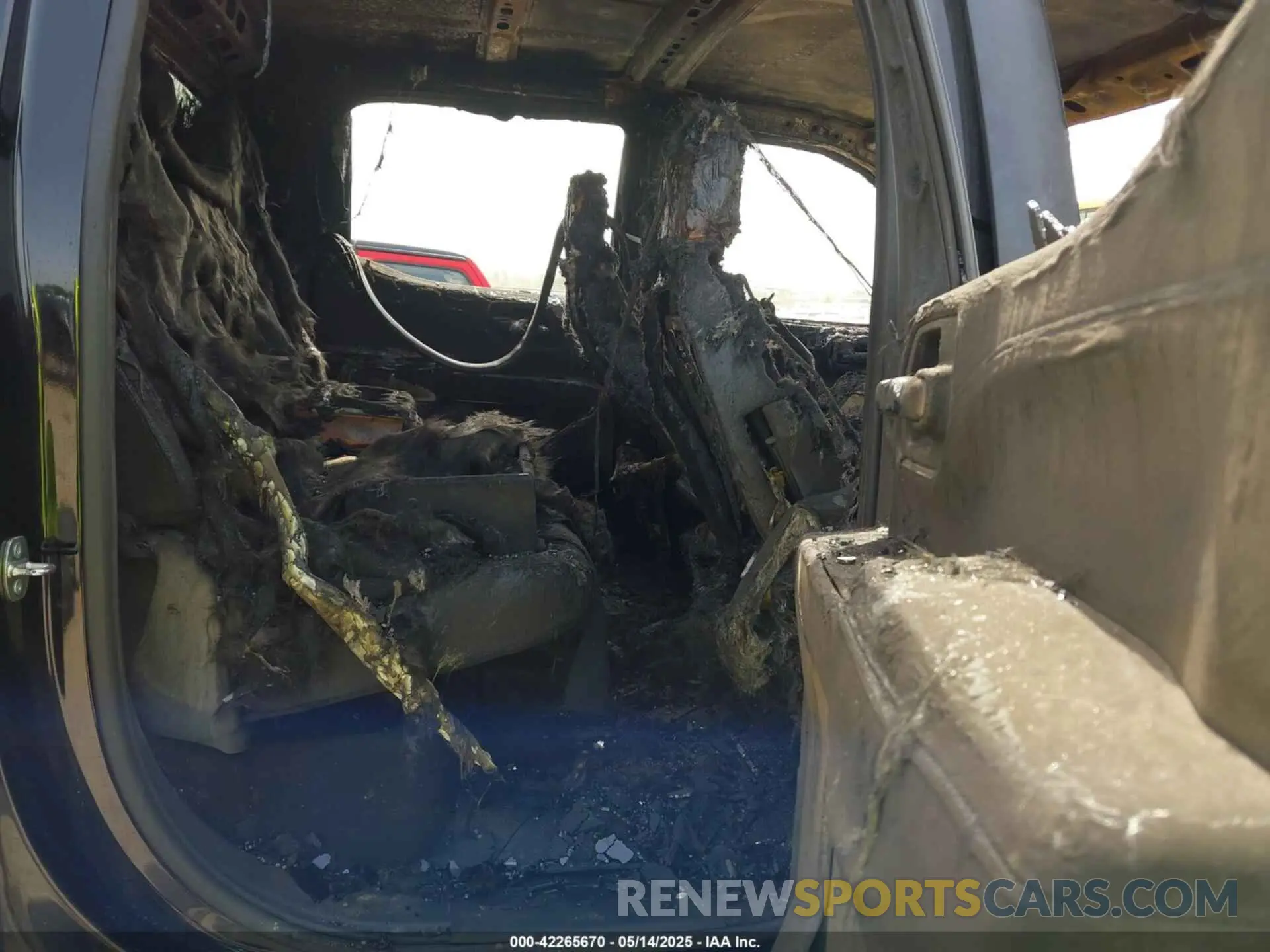 8 Photograph of a damaged car 1GCUYEED8KZ348906 CHEVROLET SILVERADO 1500 2019