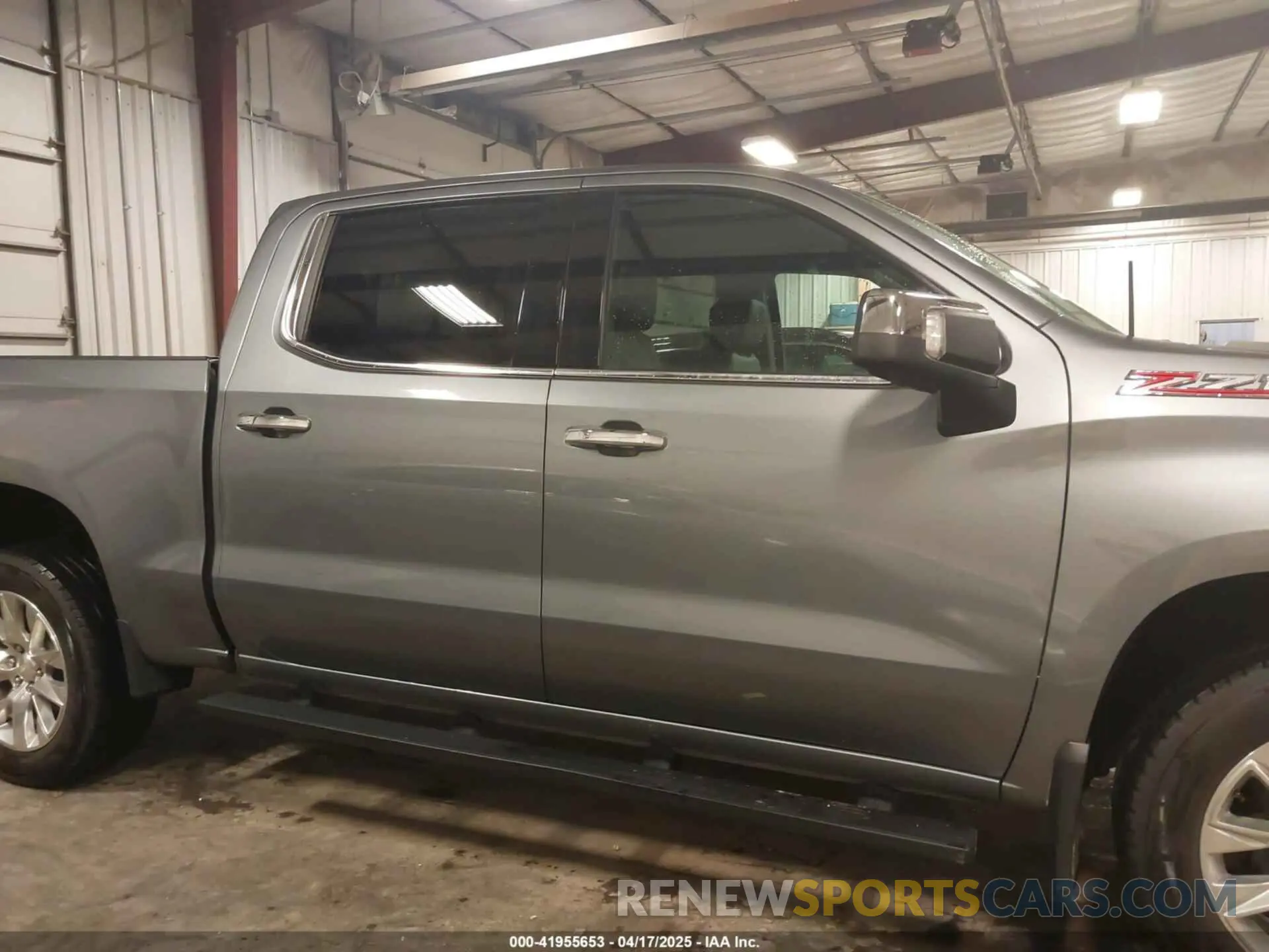 14 Photograph of a damaged car 1GCUYGED2KZ334639 CHEVROLET SILVERADO 1500 2019