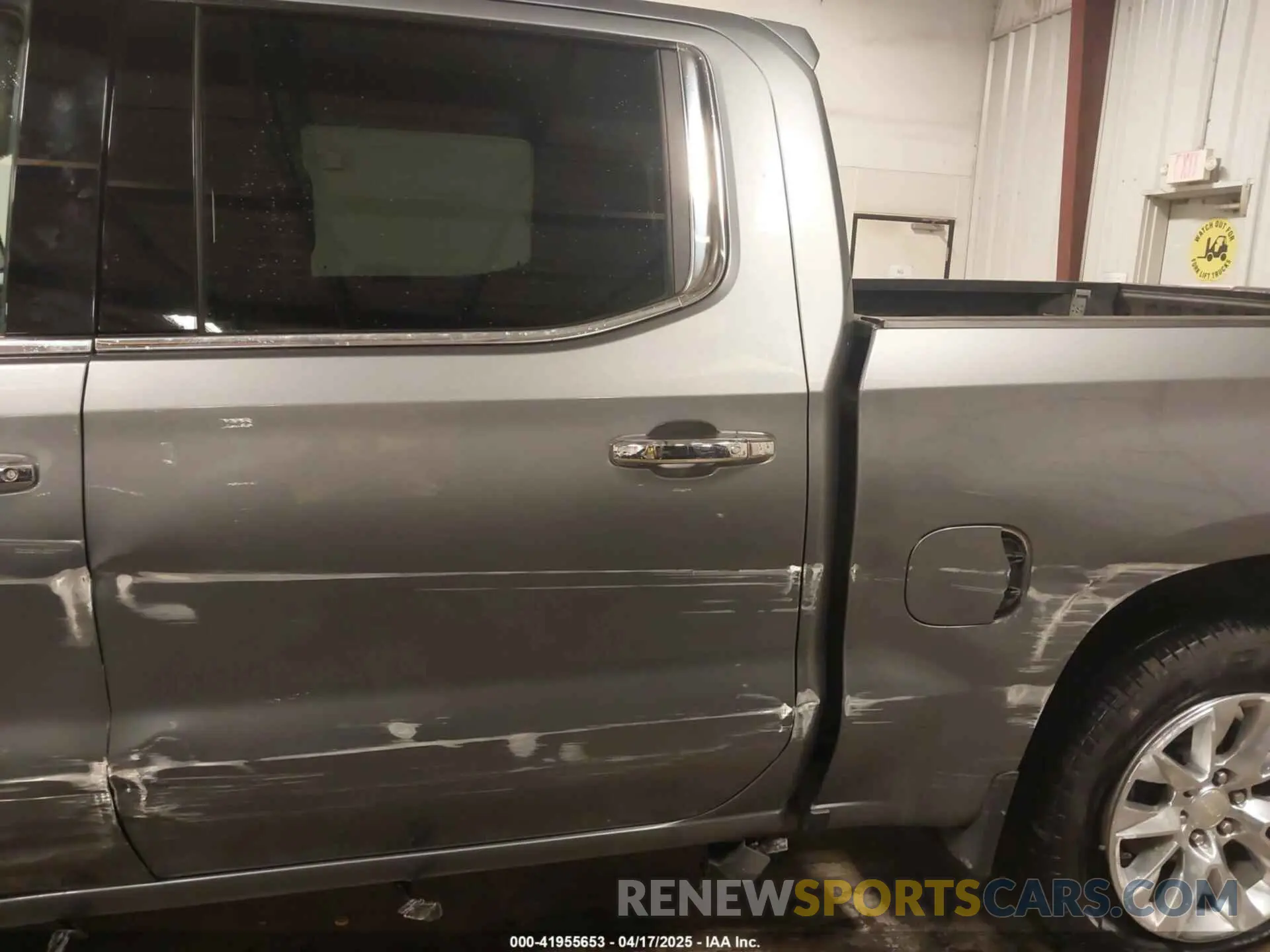 20 Photograph of a damaged car 1GCUYGED2KZ334639 CHEVROLET SILVERADO 1500 2019