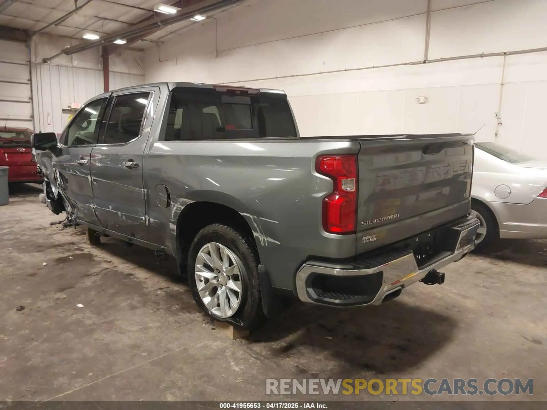 3 Photograph of a damaged car 1GCUYGED2KZ334639 CHEVROLET SILVERADO 1500 2019