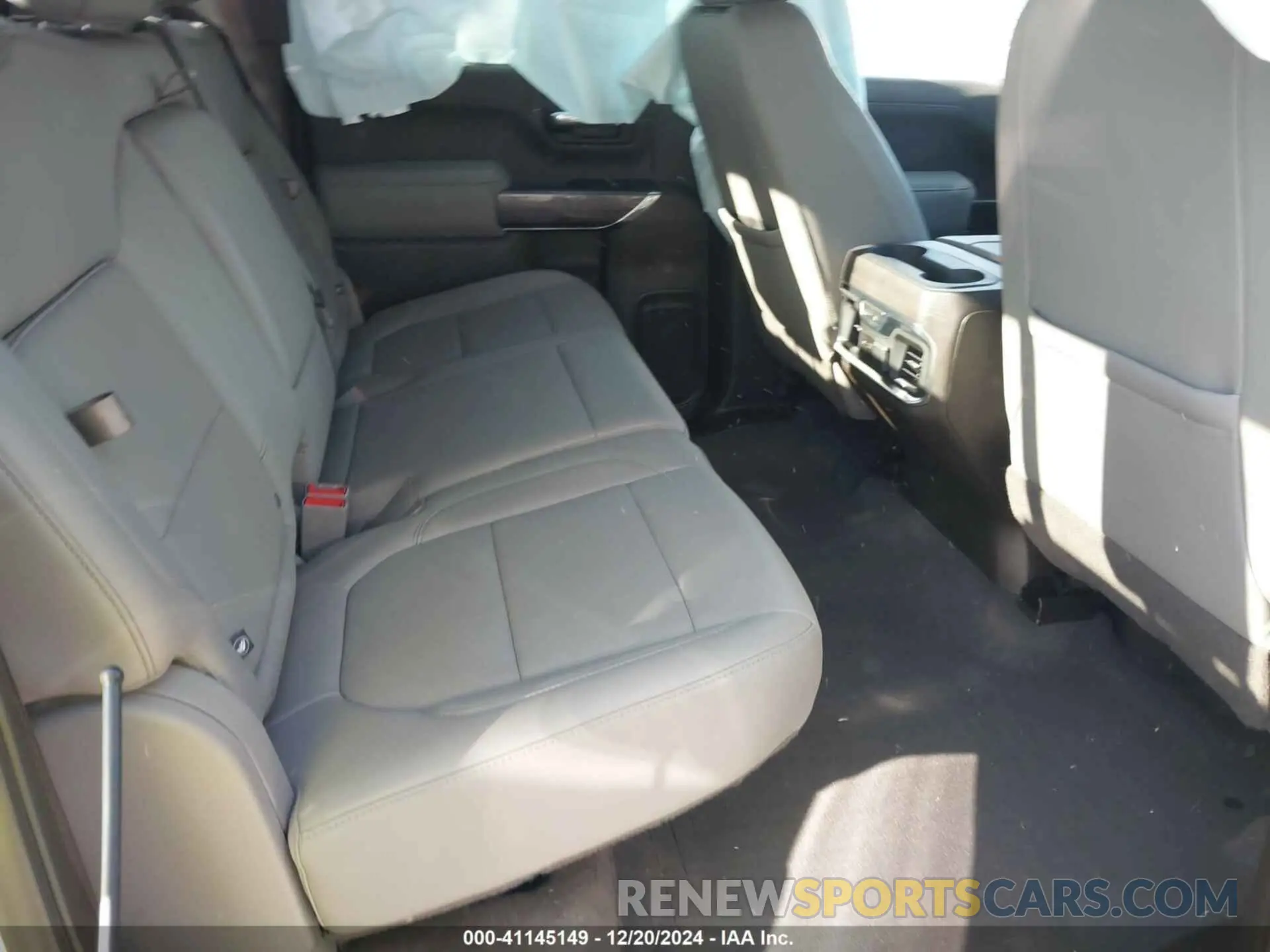 8 Photograph of a damaged car 1GCUYGEL3KZ123666 CHEVROLET SILVERADO 1500 2019