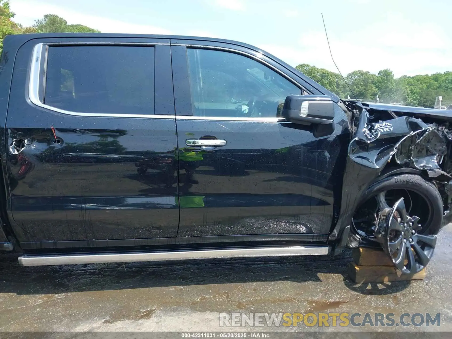 12 Photograph of a damaged car 1GCUYHEL1KZ302309 CHEVROLET SILVERADO 1500 2019