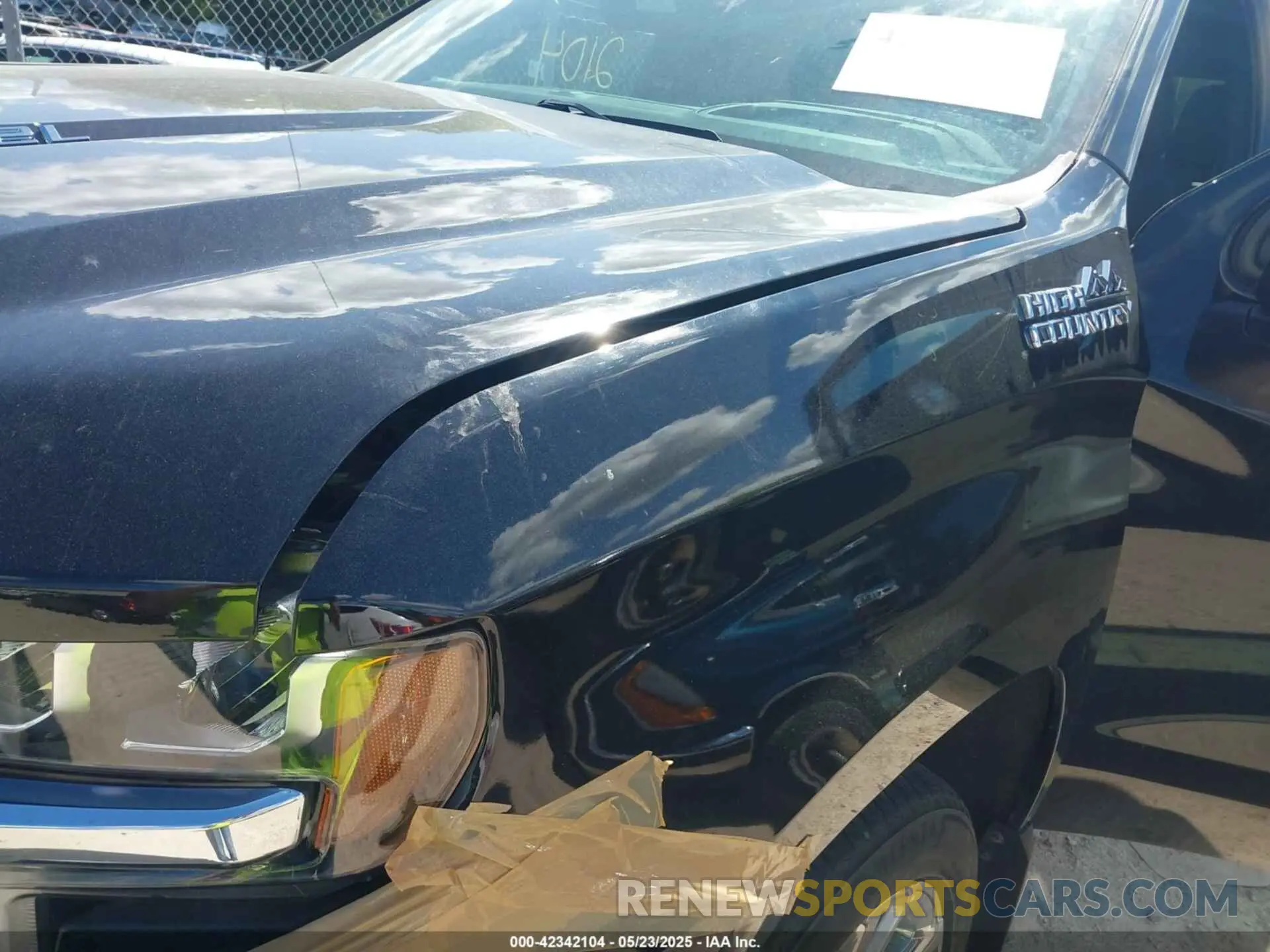 18 Photograph of a damaged car 1GCUYHEL3KZ216967 CHEVROLET SILVERADO 1500 2019