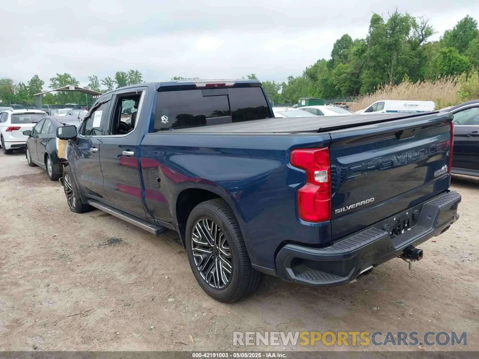 3 Photograph of a damaged car 1GCUYHEL4KZ241649 CHEVROLET SILVERADO 1500 2019
