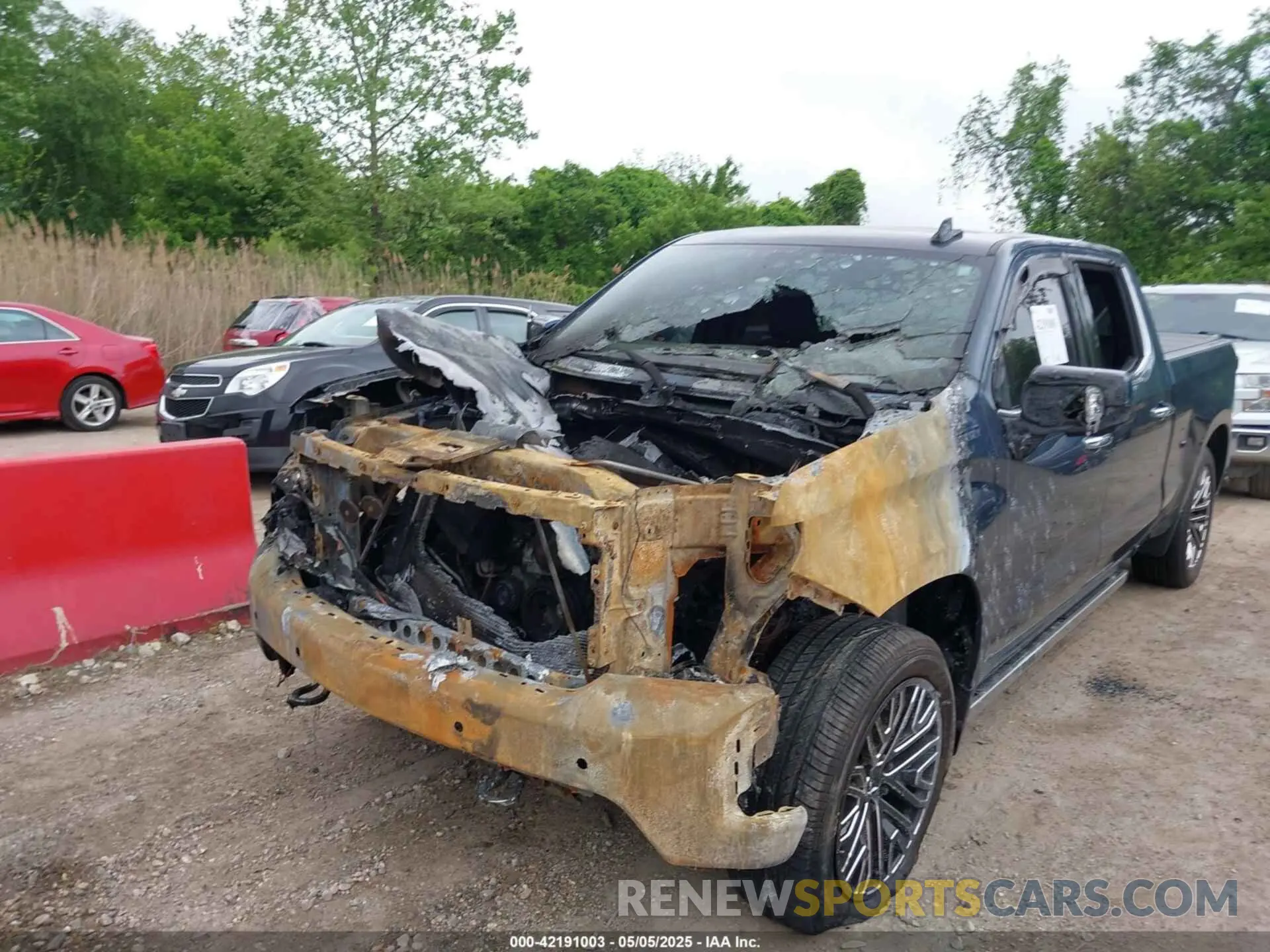 6 Photograph of a damaged car 1GCUYHEL4KZ241649 CHEVROLET SILVERADO 1500 2019