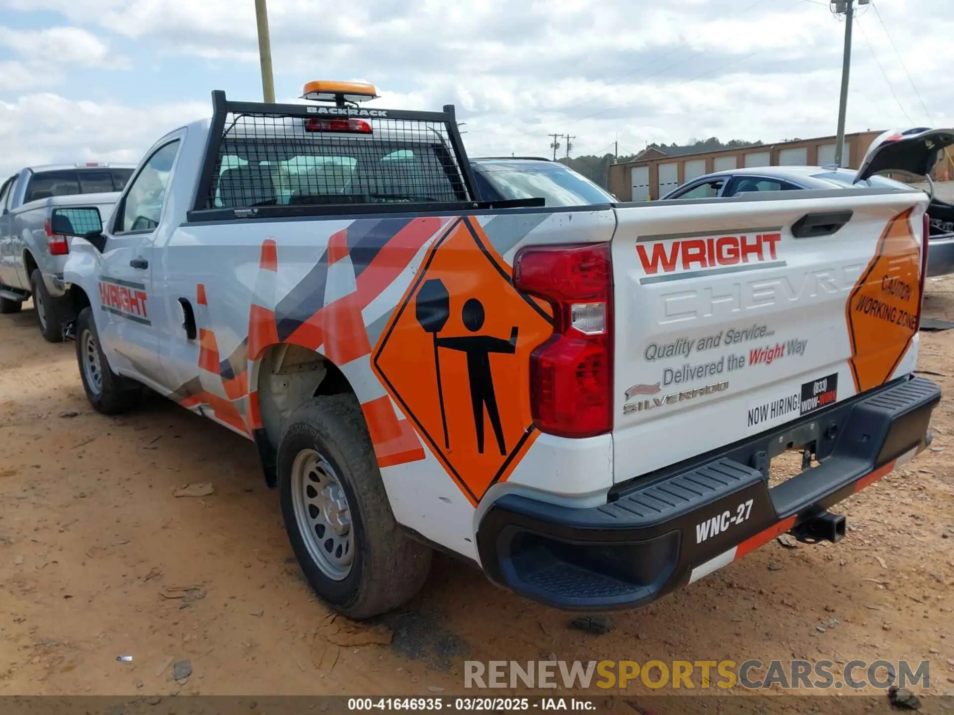 3 Photograph of a damaged car 3GCNWAEH0KG212727 CHEVROLET SILVERADO 1500 2019