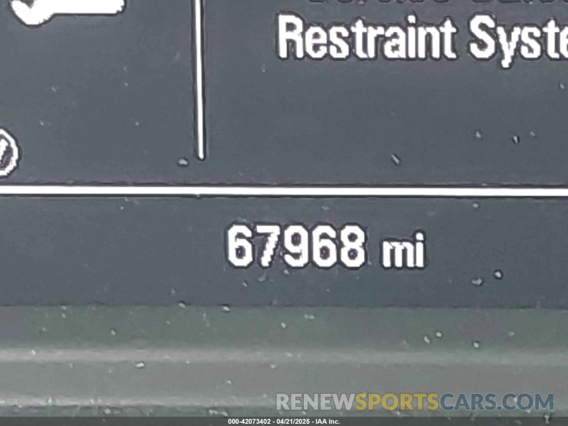 16 Photograph of a damaged car 3GCNWAEH8KG249542 CHEVROLET SILVERADO 1500 2019