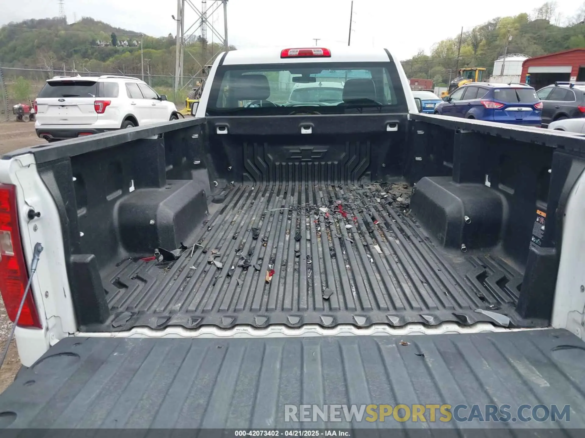 8 Photograph of a damaged car 3GCNWAEH8KG249542 CHEVROLET SILVERADO 1500 2019