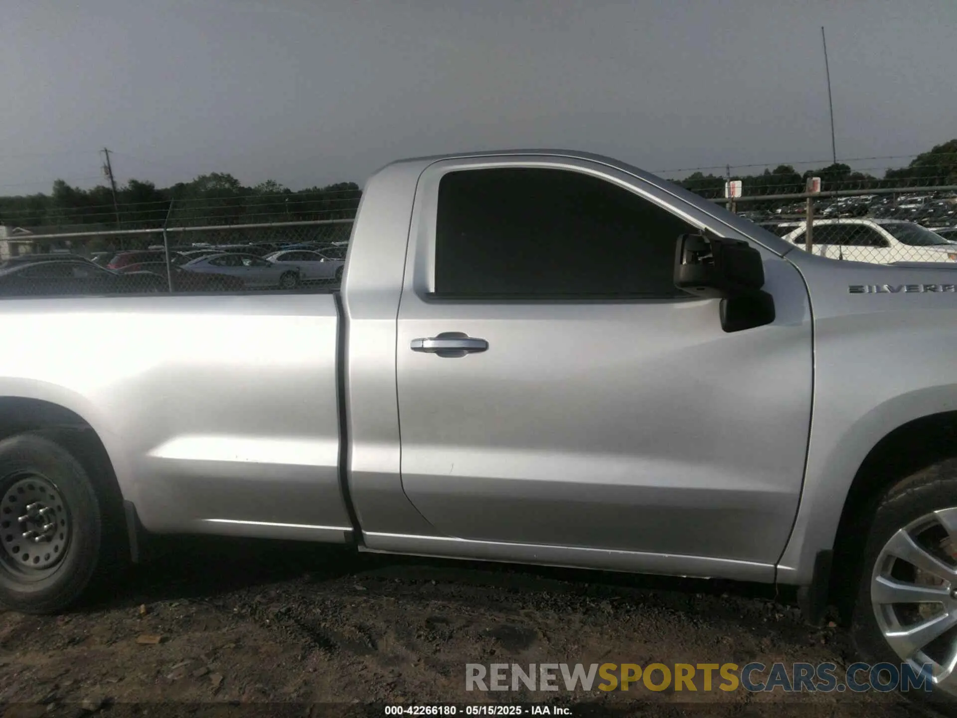 12 Photograph of a damaged car 3GCNWAEH8KG292486 CHEVROLET SILVERADO 1500 2019