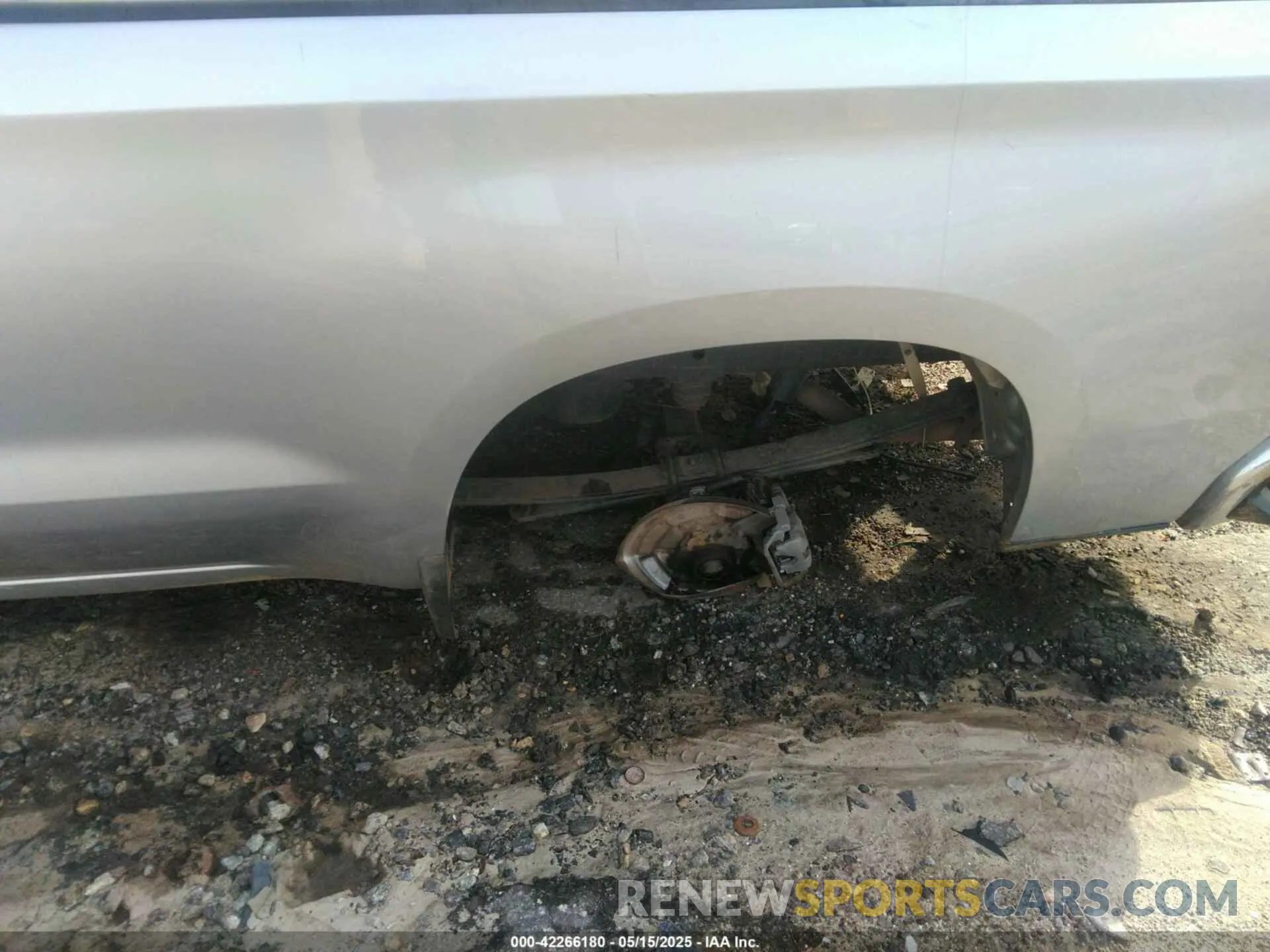 16 Photograph of a damaged car 3GCNWAEH8KG292486 CHEVROLET SILVERADO 1500 2019