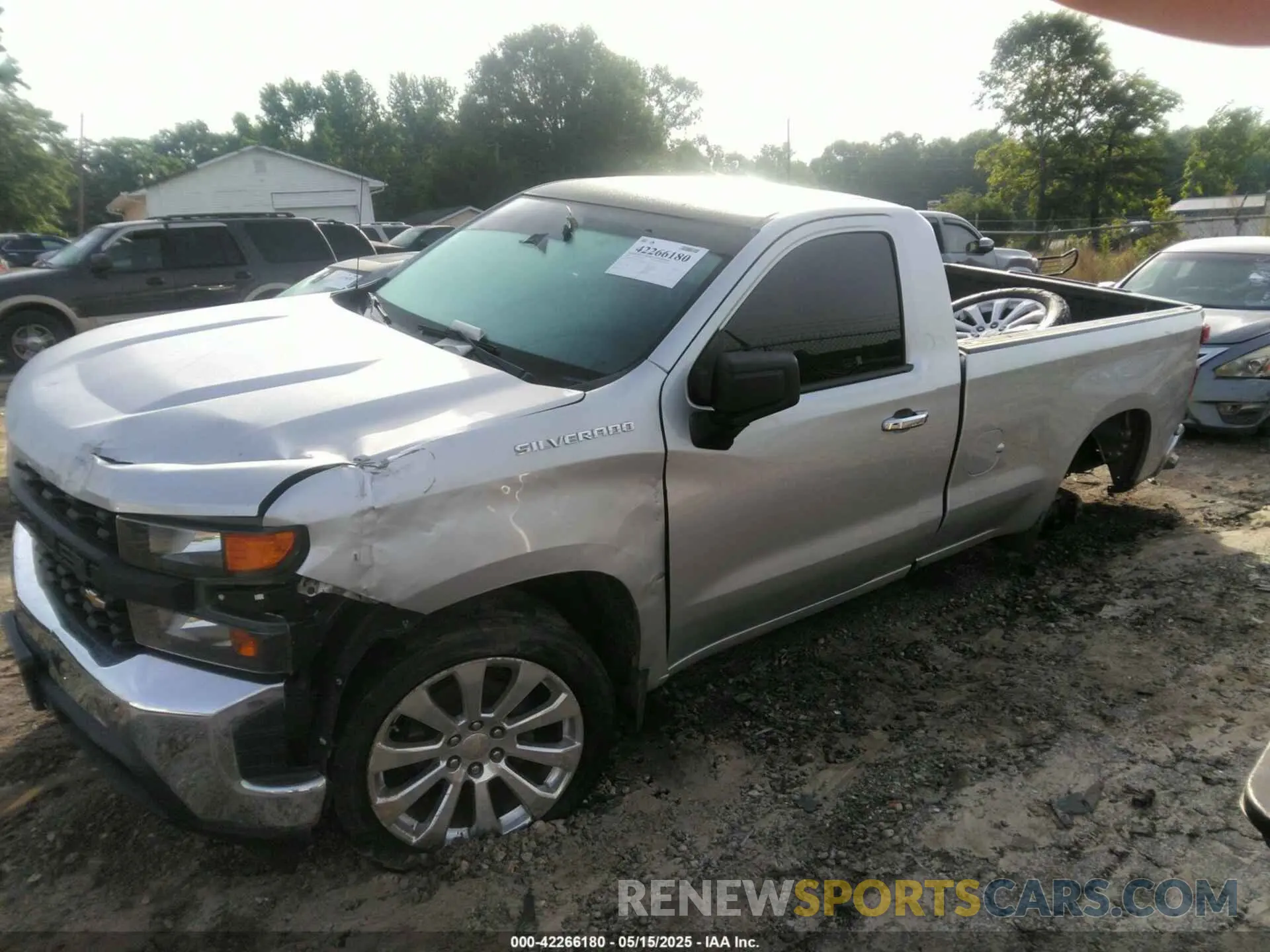 2 Photograph of a damaged car 3GCNWAEH8KG292486 CHEVROLET SILVERADO 1500 2019