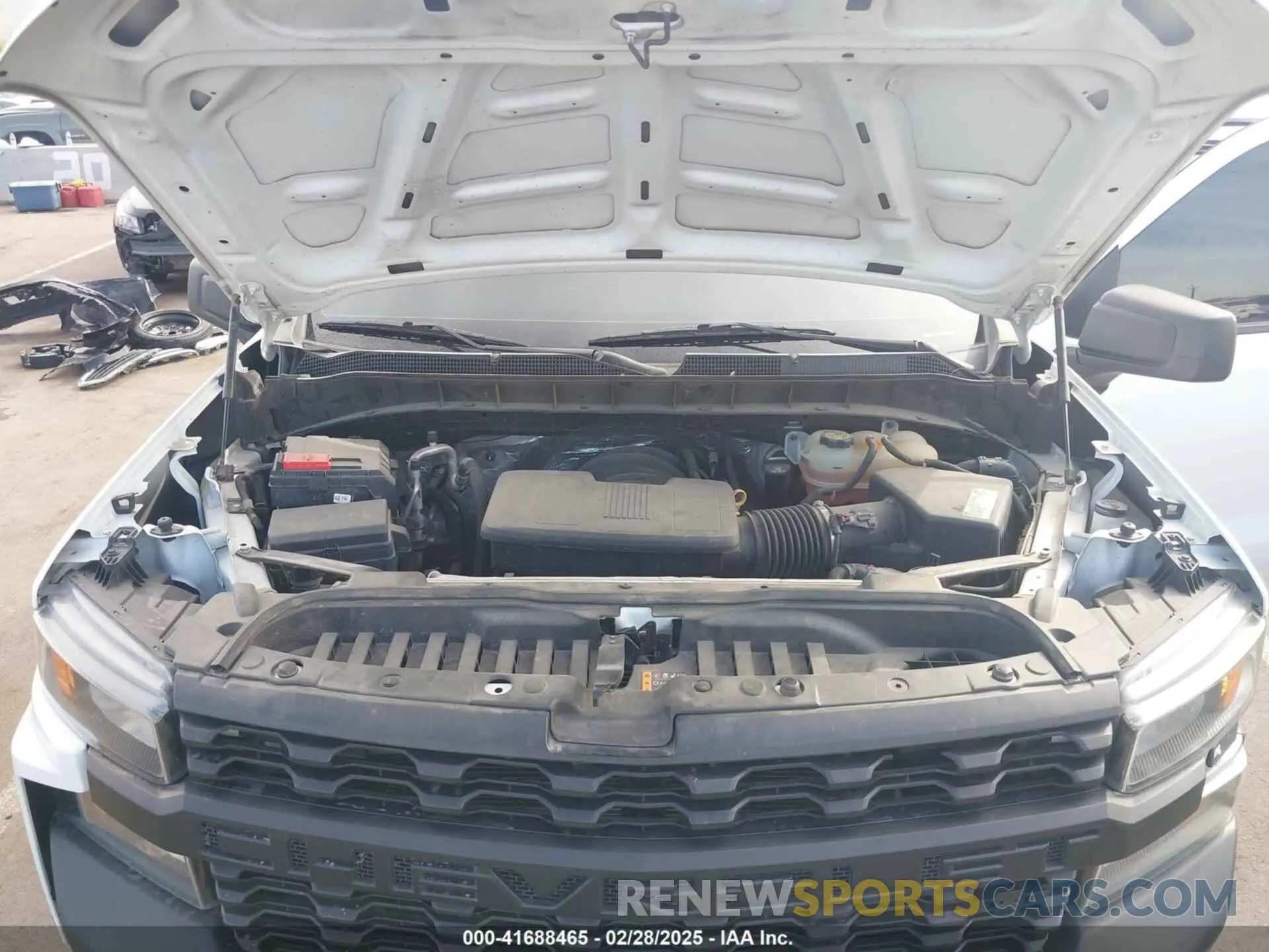 10 Photograph of a damaged car 3GCNWAEHXKG268576 CHEVROLET SILVERADO 1500 2019
