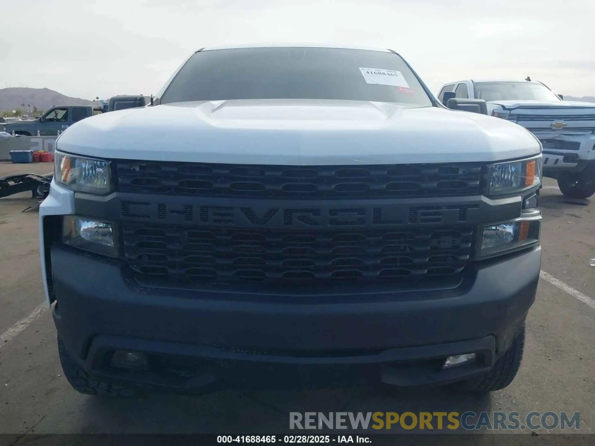 13 Photograph of a damaged car 3GCNWAEHXKG268576 CHEVROLET SILVERADO 1500 2019