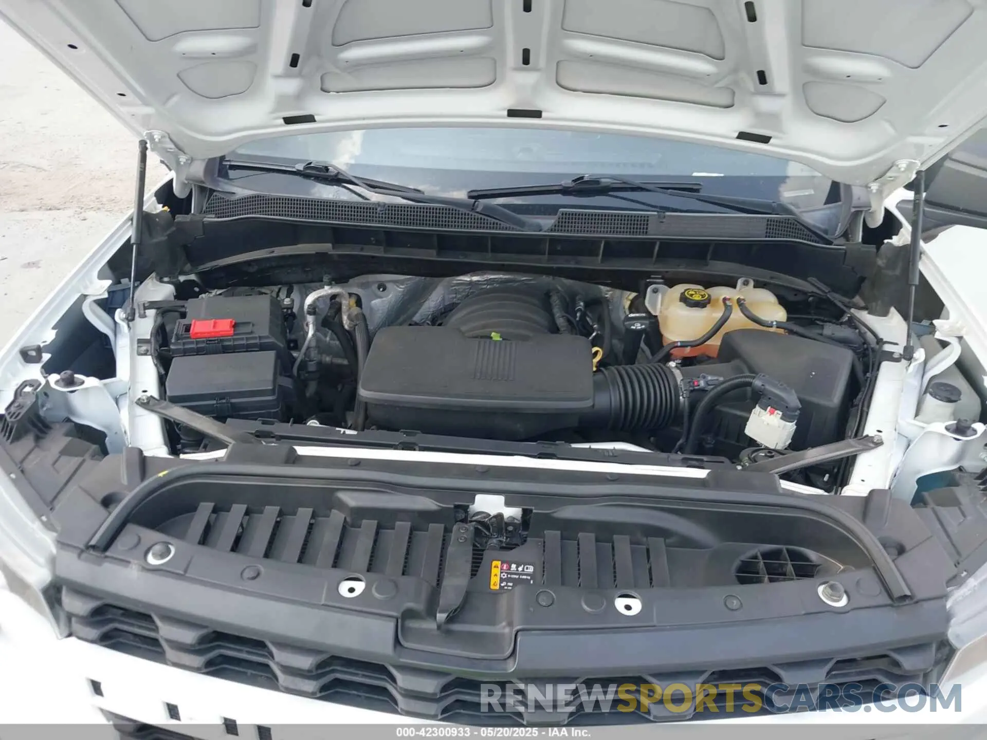 10 Photograph of a damaged car 3GCNYAEH2KG172130 CHEVROLET SILVERADO 1500 2019