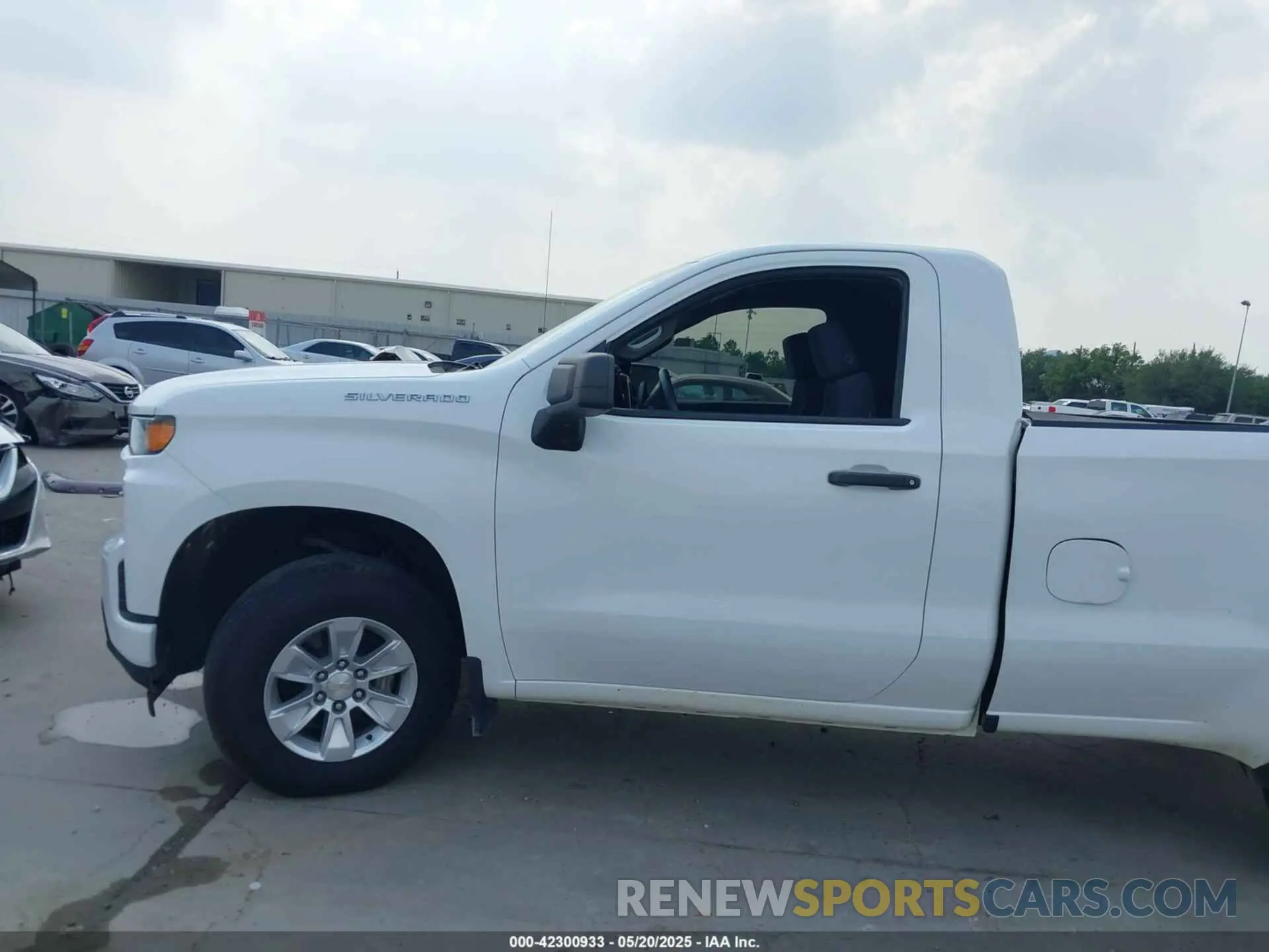 15 Photograph of a damaged car 3GCNYAEH2KG172130 CHEVROLET SILVERADO 1500 2019