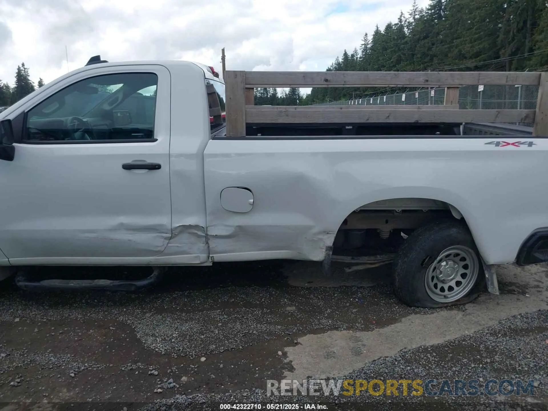 6 Photograph of a damaged car 3GCNYAEH9KG199986 CHEVROLET SILVERADO 1500 2019