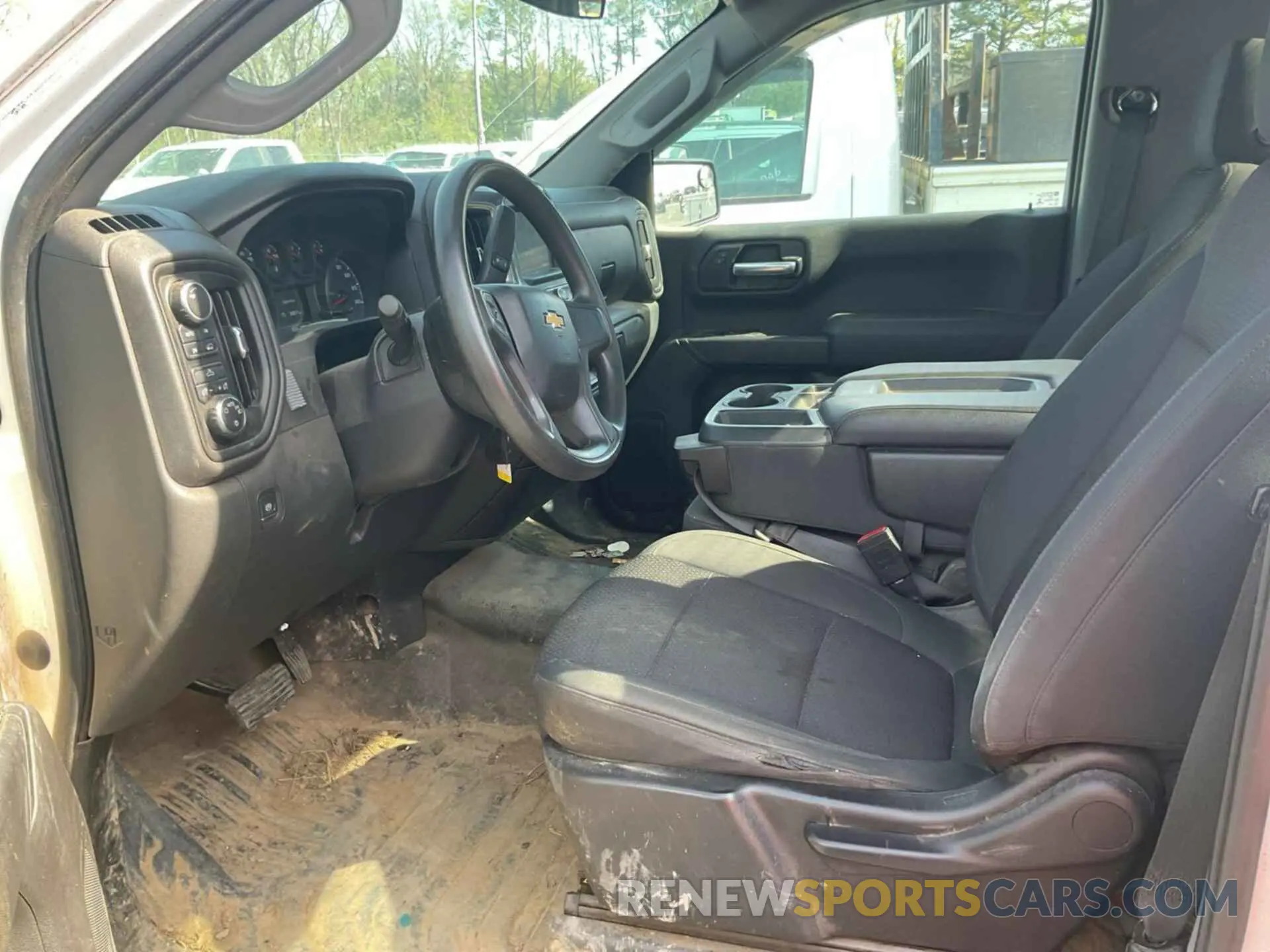 21 Photograph of a damaged car 3GCNYAEHXKG307807 CHEVROLET SILVERADO 1500 2019