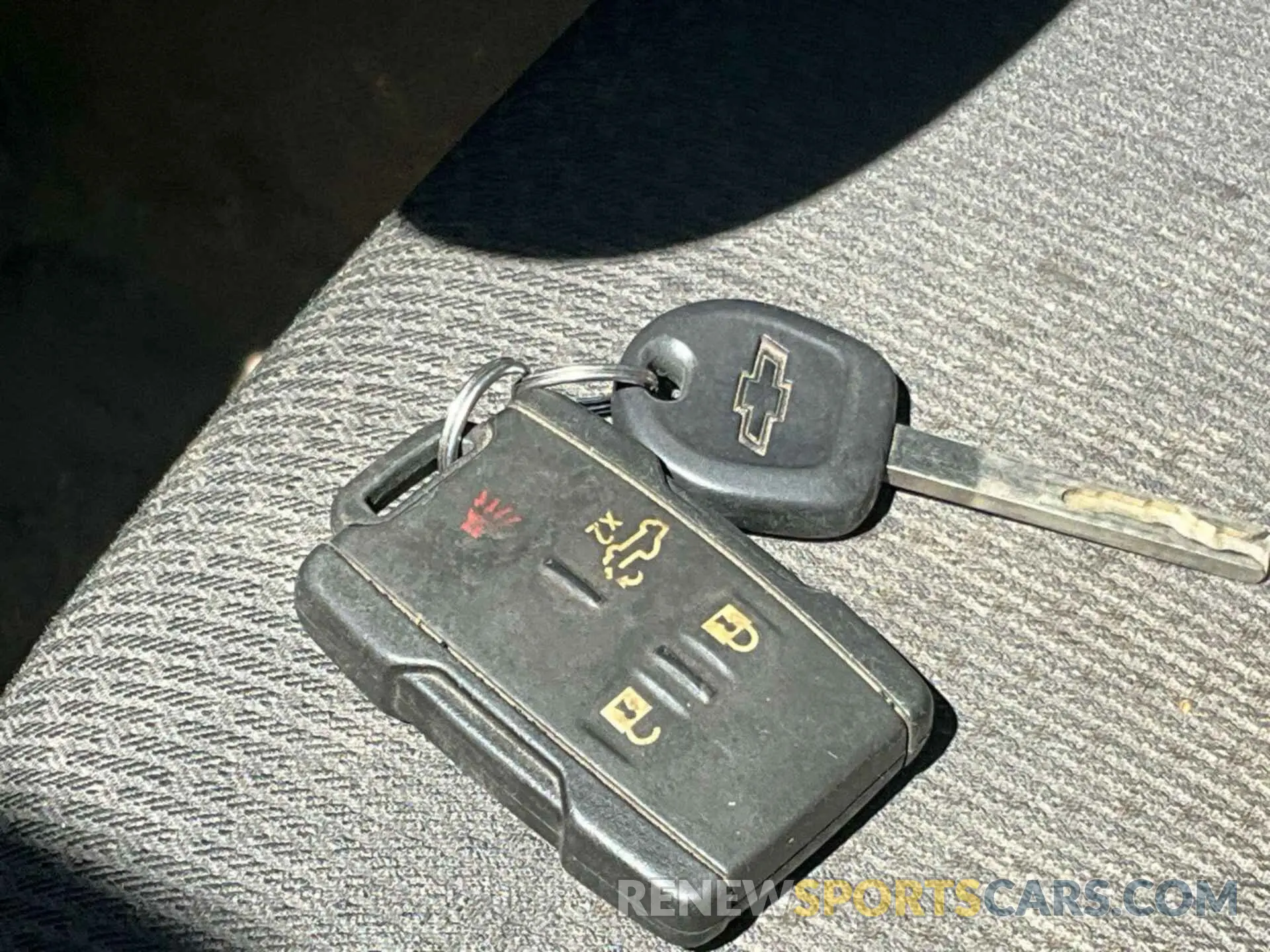 24 Photograph of a damaged car 3GCNYAEHXKG307807 CHEVROLET SILVERADO 1500 2019